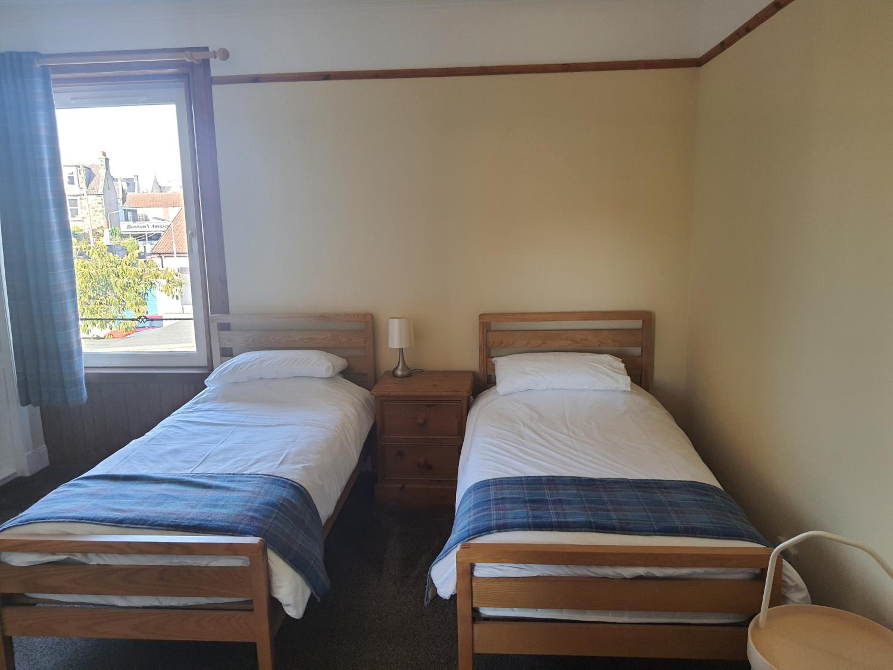Twin Room with Private Bathroom photo 1