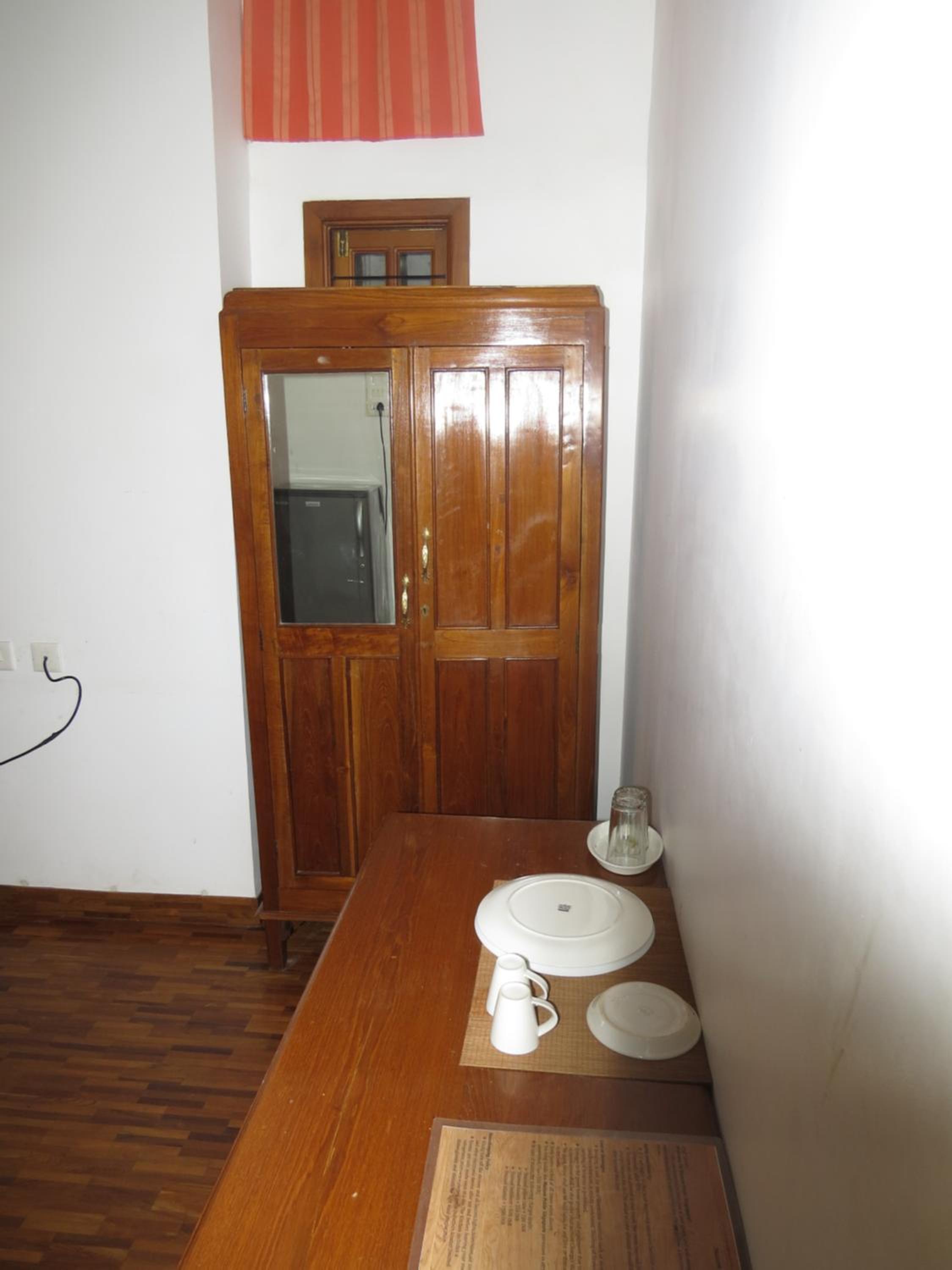 Queen Room with Balcony - Photo 2