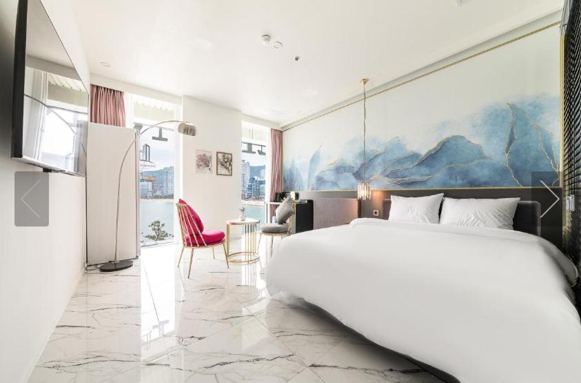Double Room with Sea View - Photo 1