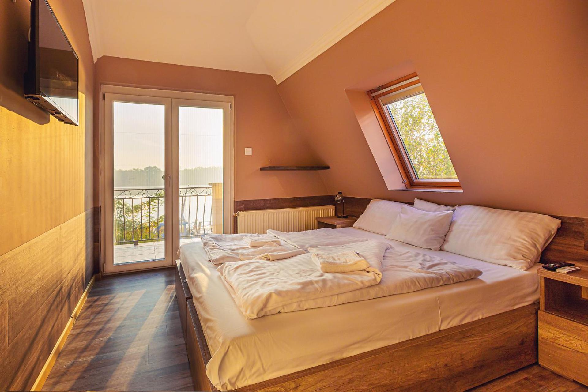 Three-Bedroom Apartment - Photo 1