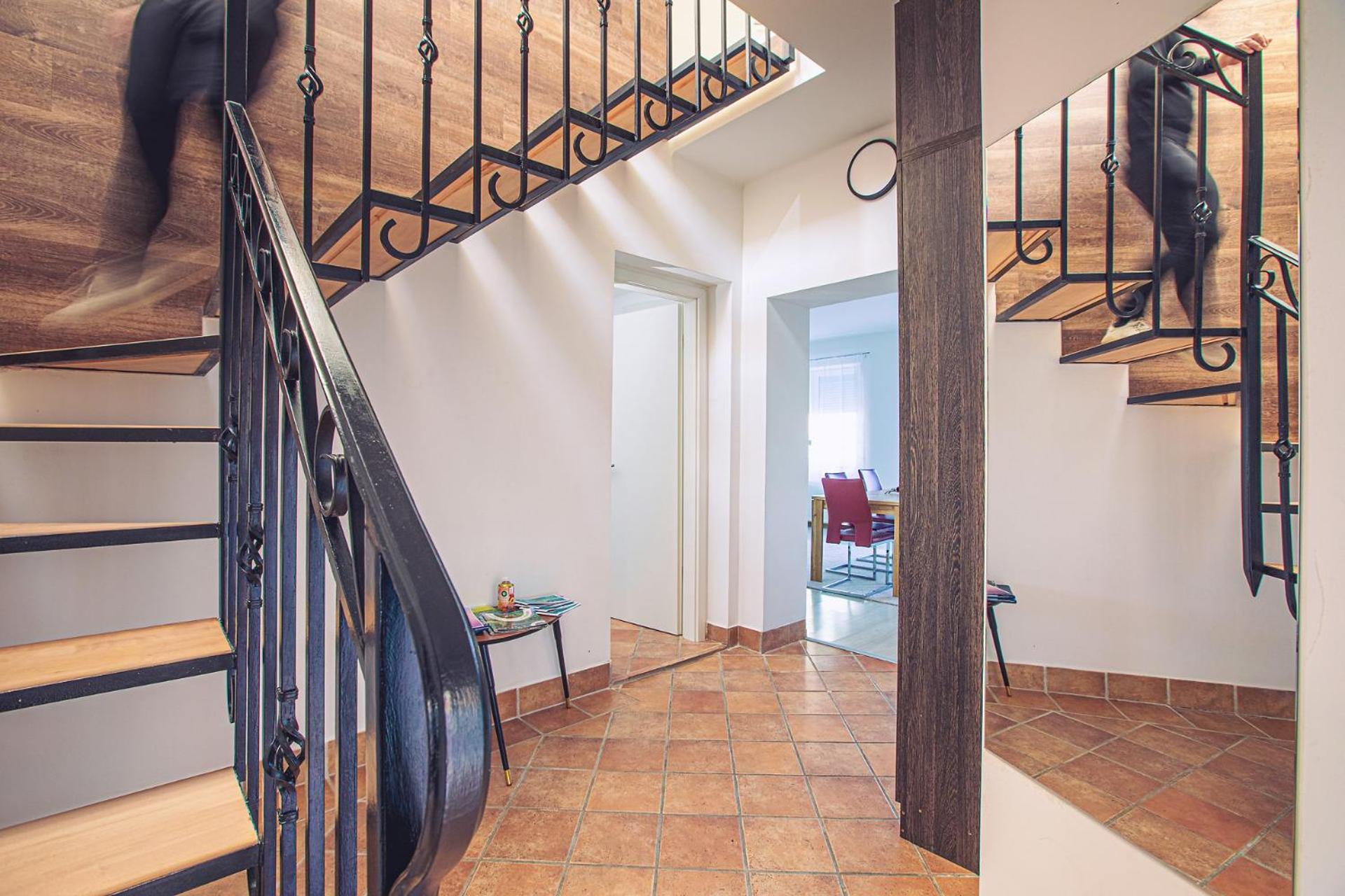 Three-Bedroom Apartment - Photo 44