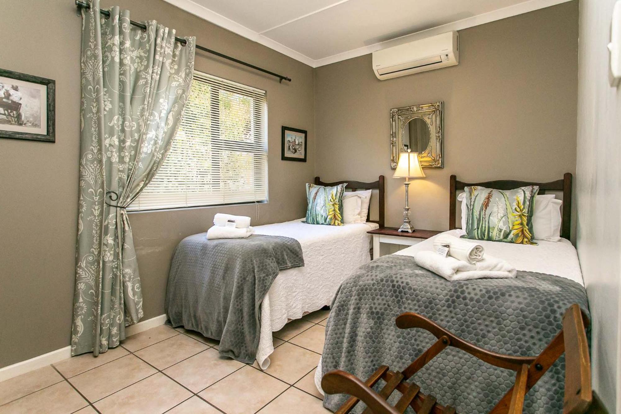Two-Bedroom Apartment - Photo 7