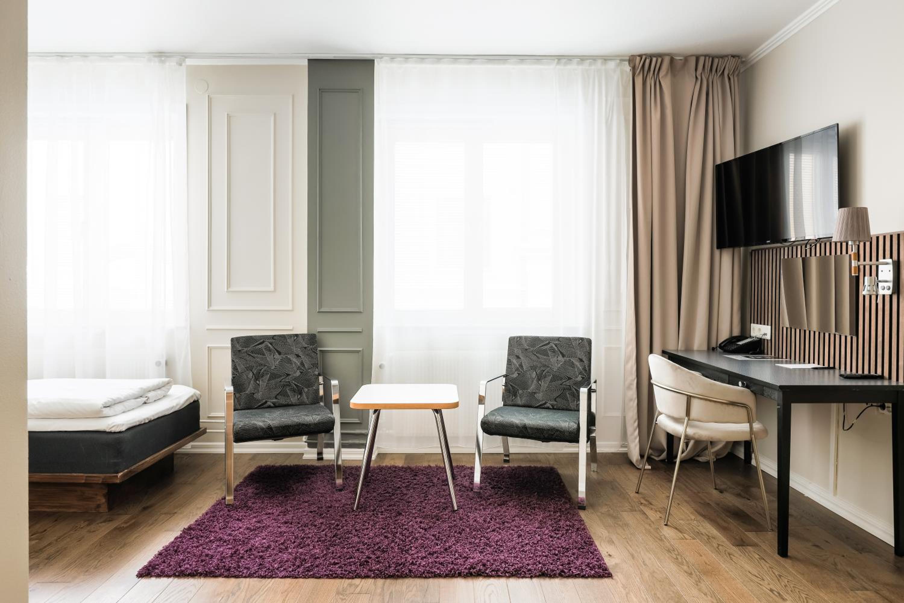 Standard Double Room - Photo 7