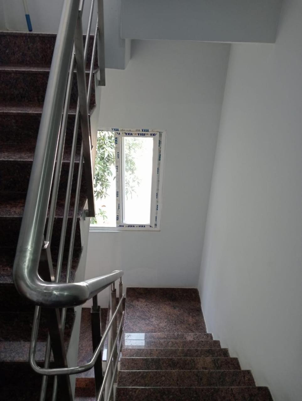 One-Bedroom Apartment - Photo 32