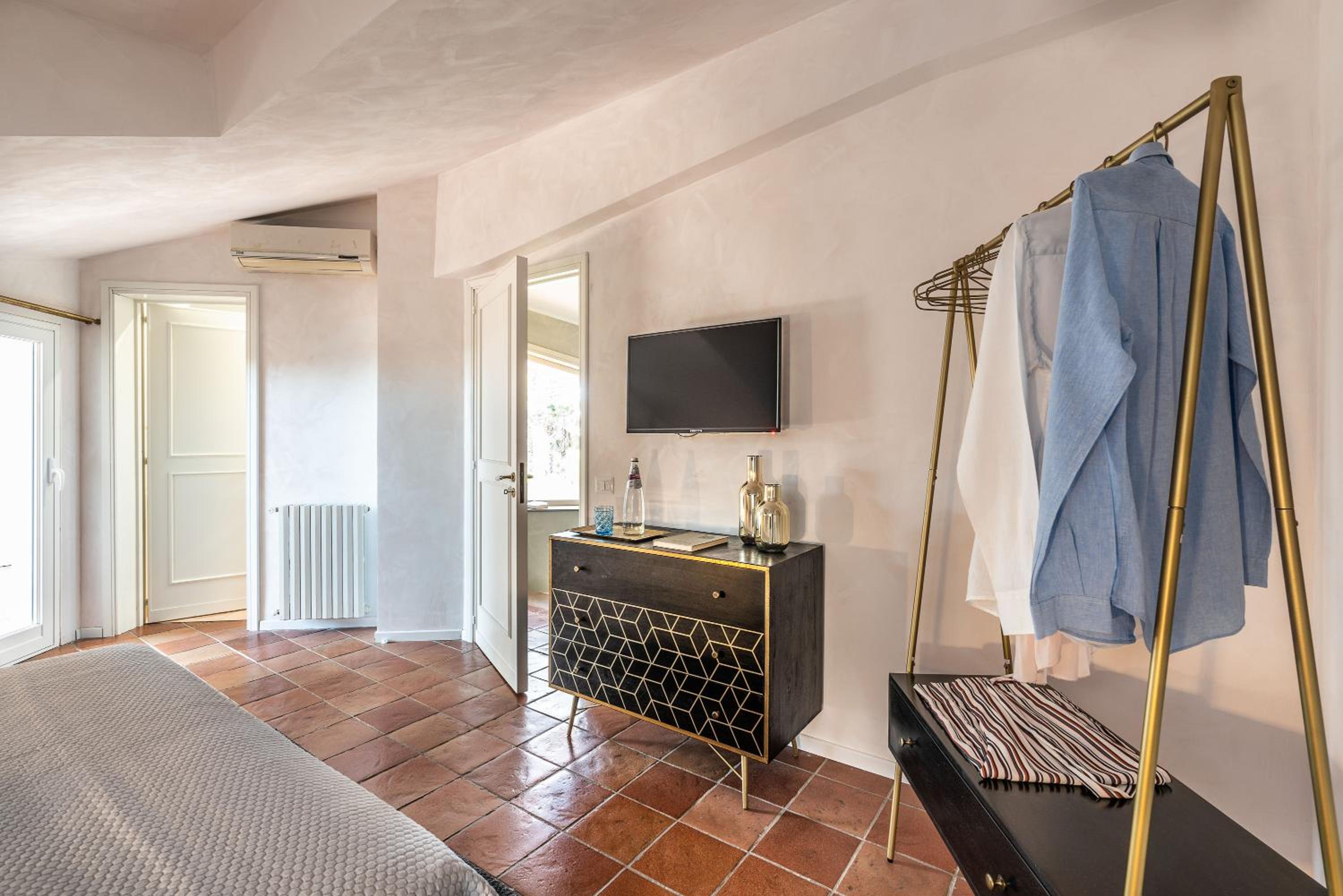 Villa with Sea View photo 3