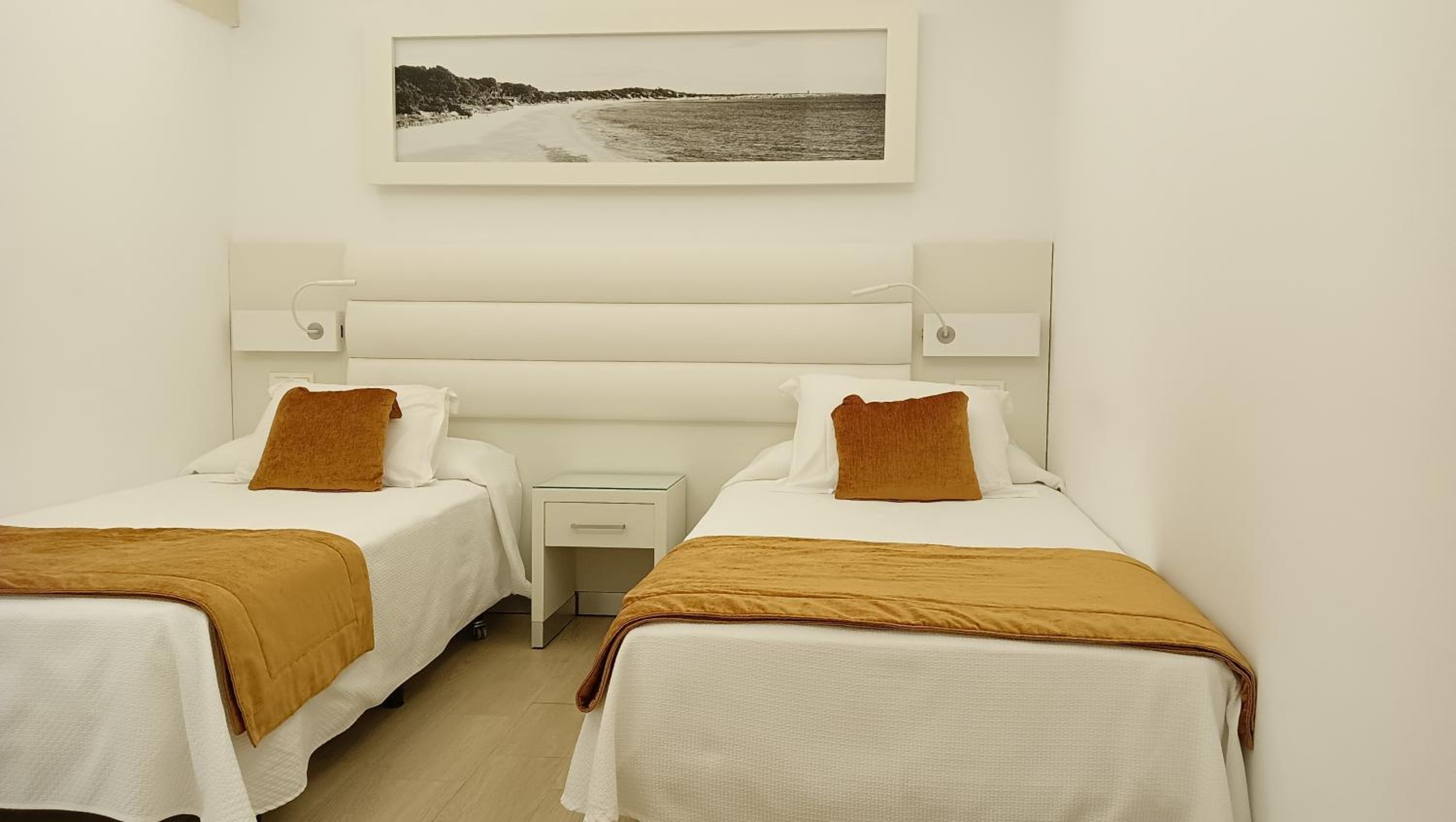 Standard Quadruple Room photo 3