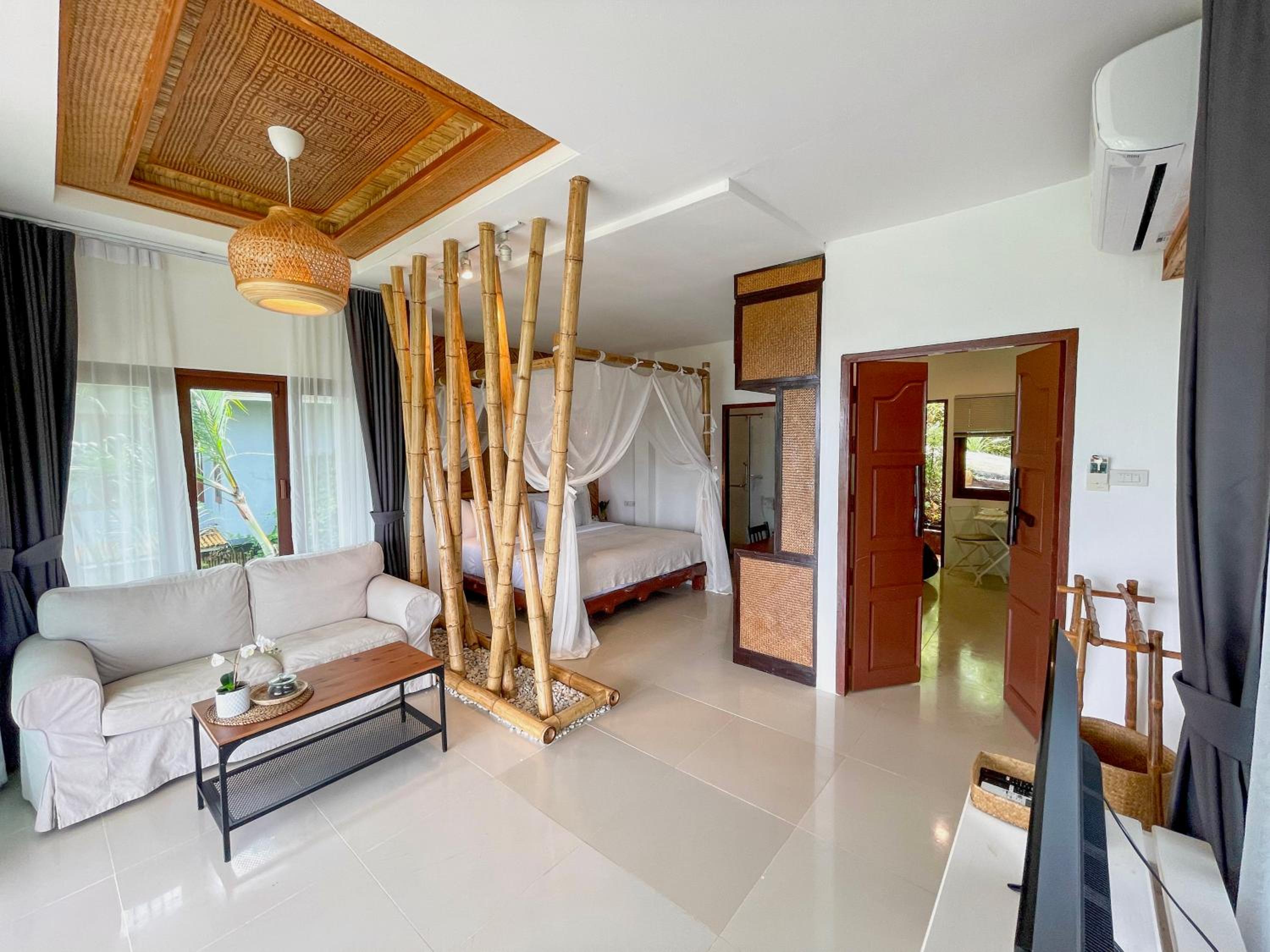 Jacuzzi Villa Five- Free Beach Shuttle - Photo 26