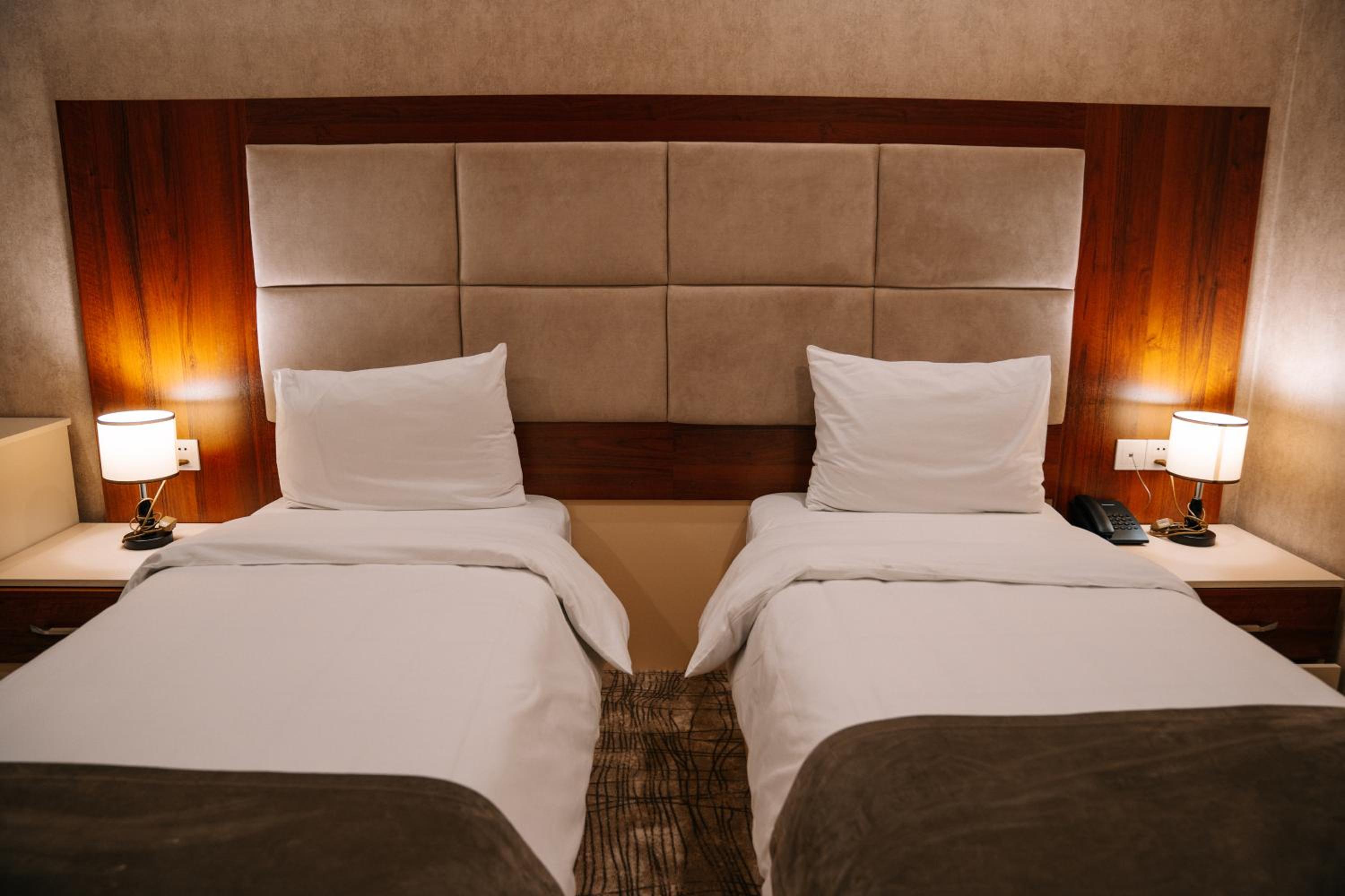 Standard Twin Room photo 2