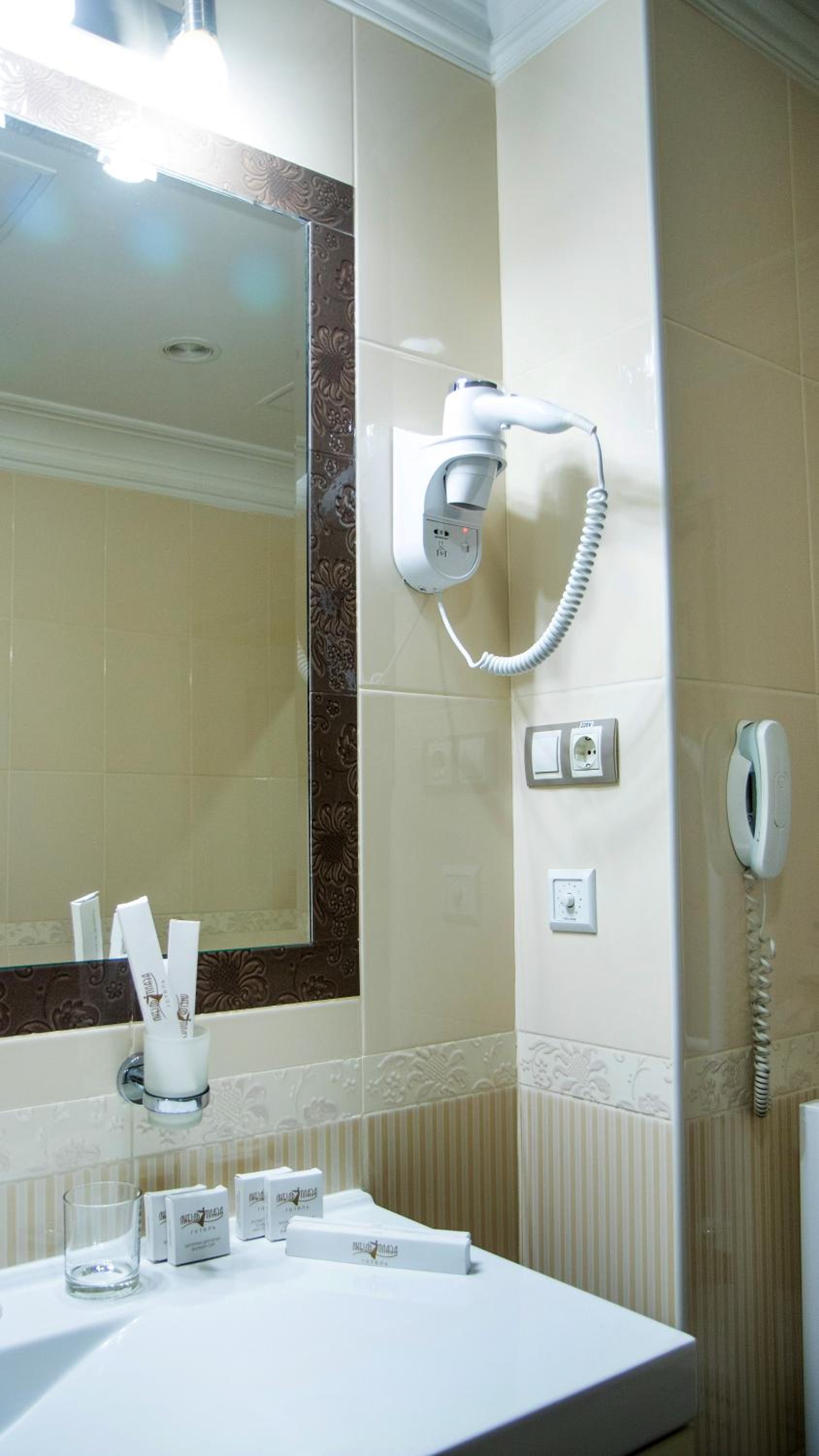 Triple Room - Disability Access photo 3