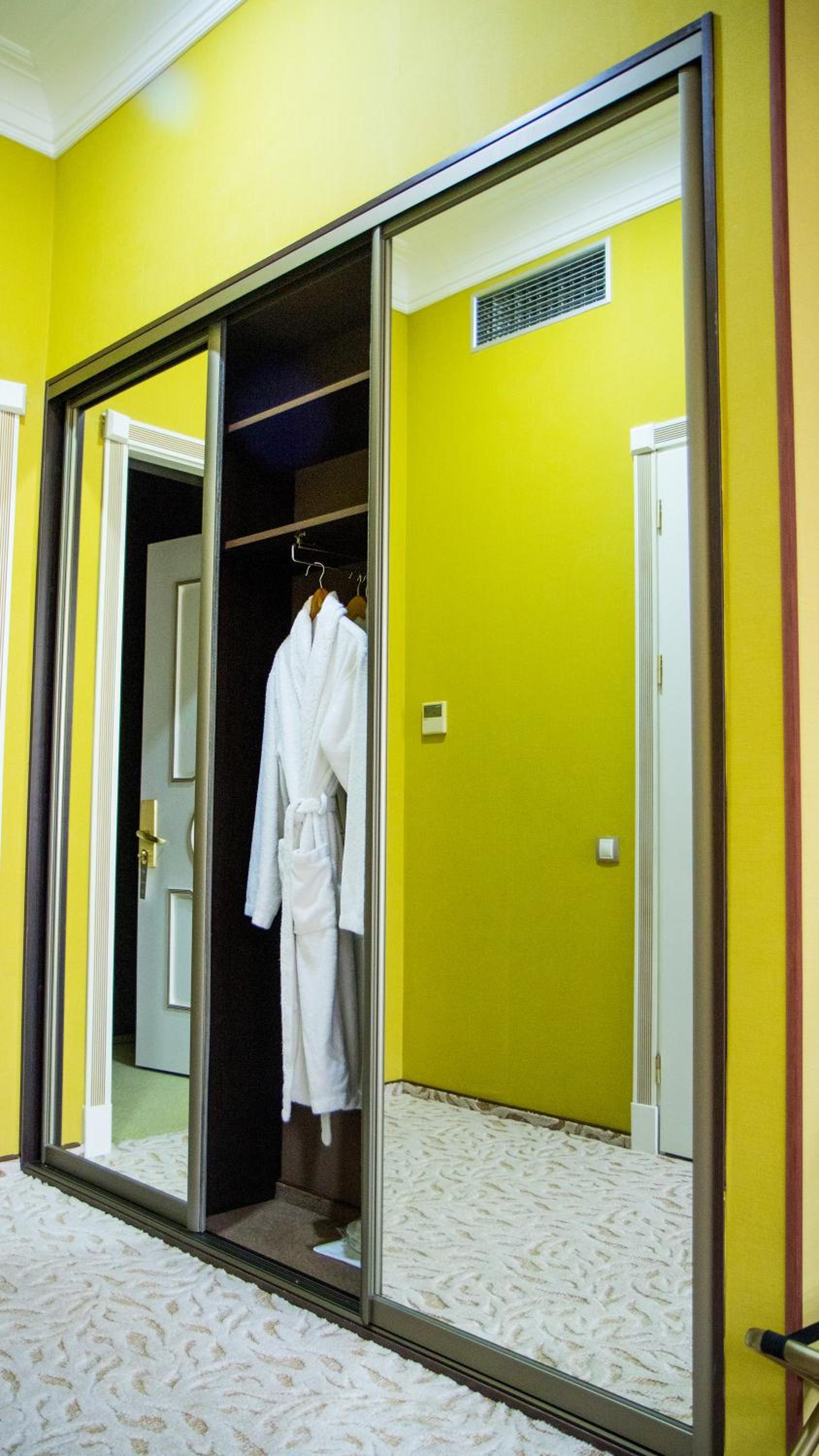 Triple Room - Disability Access photo 2