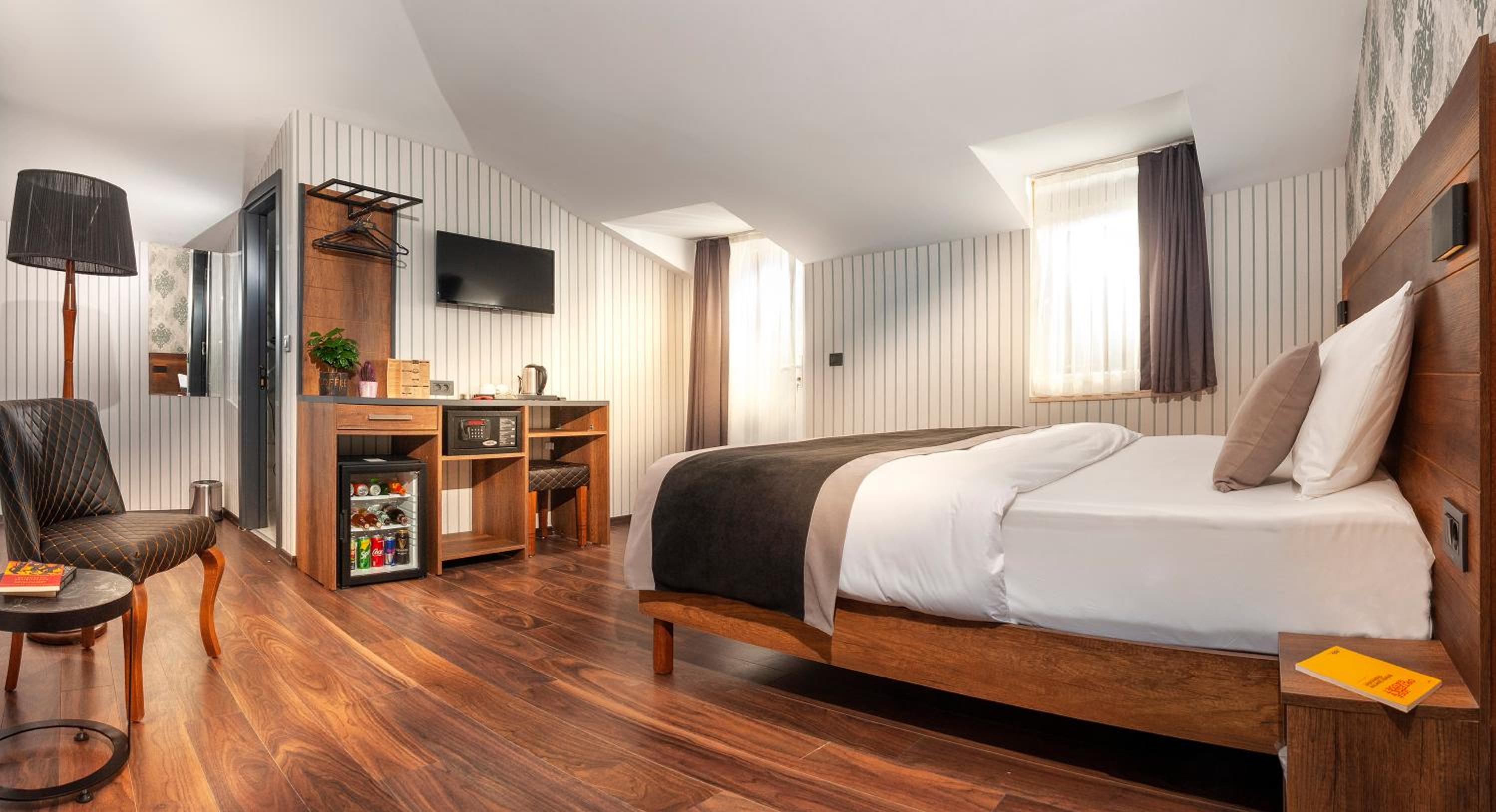Triple Room with Terrace photo 1