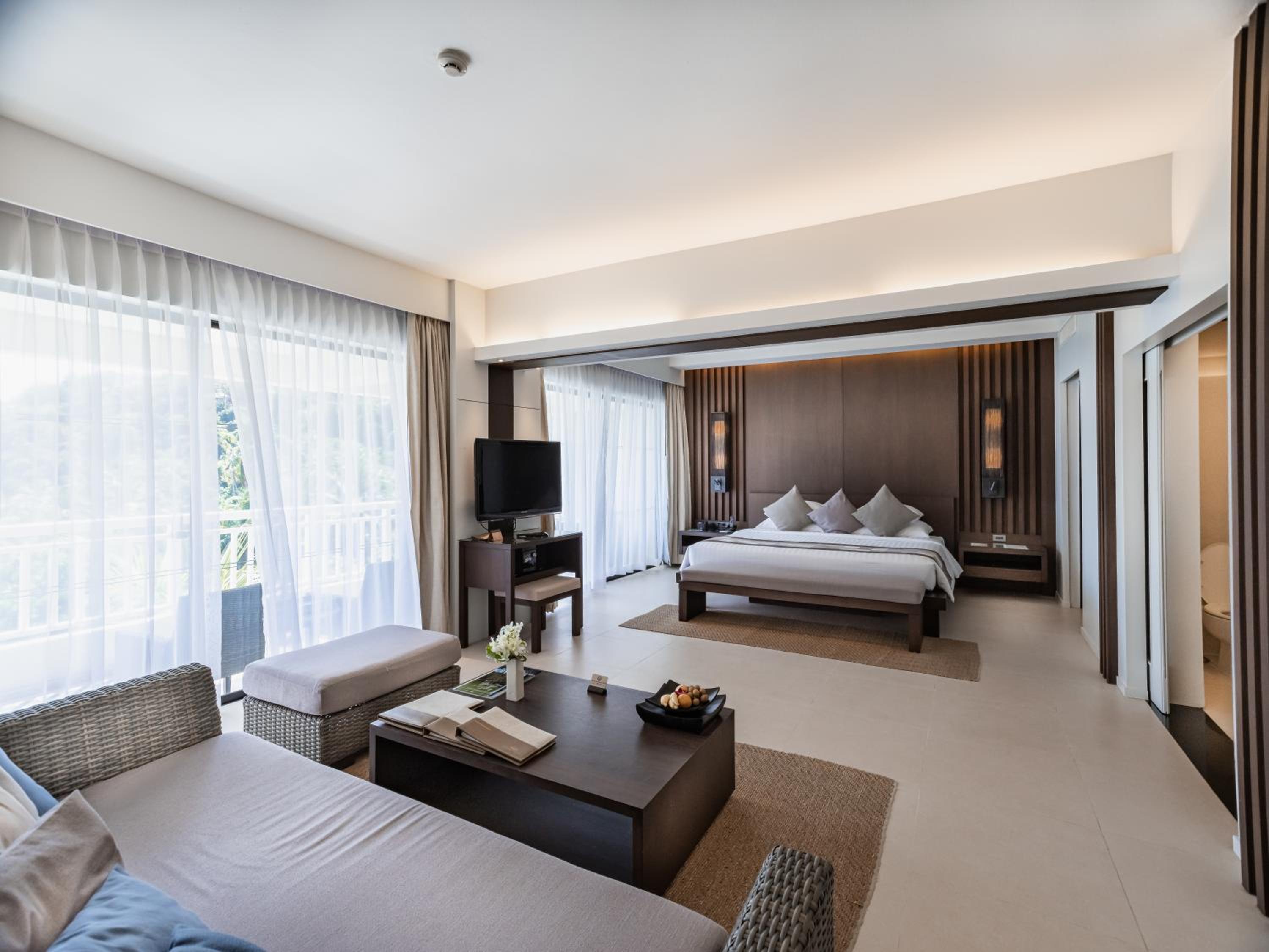Cape Suite with Sea View