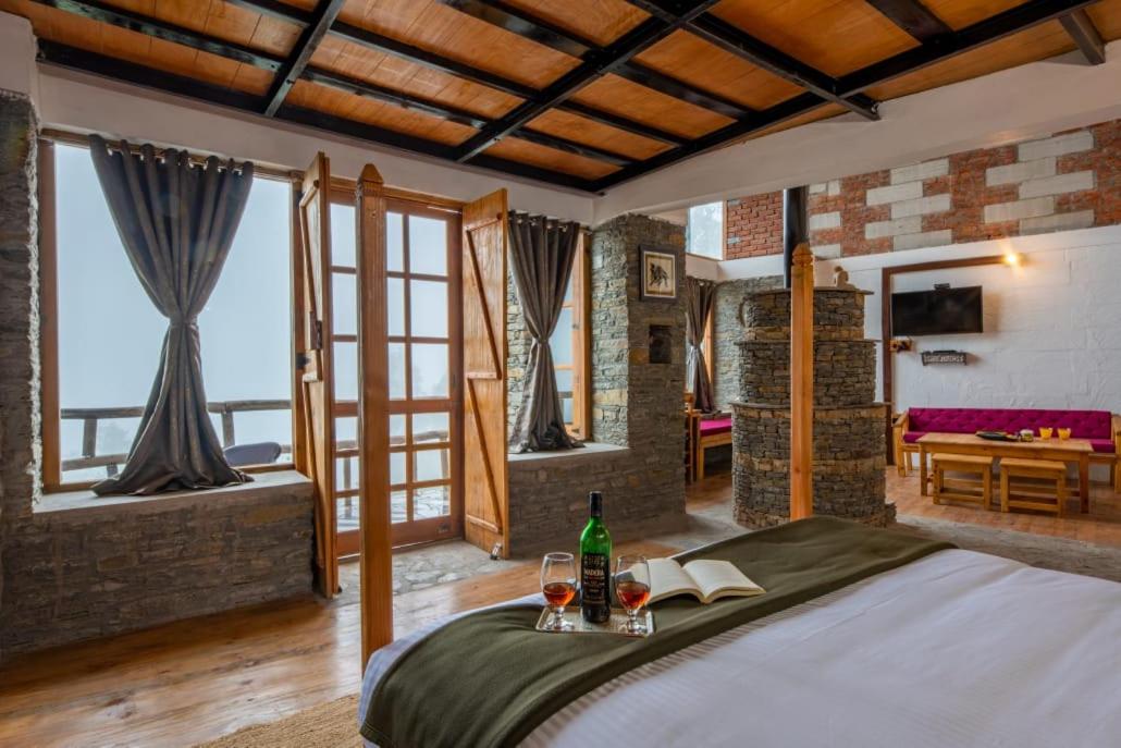 Two-Bedroom Suite - Photo 10