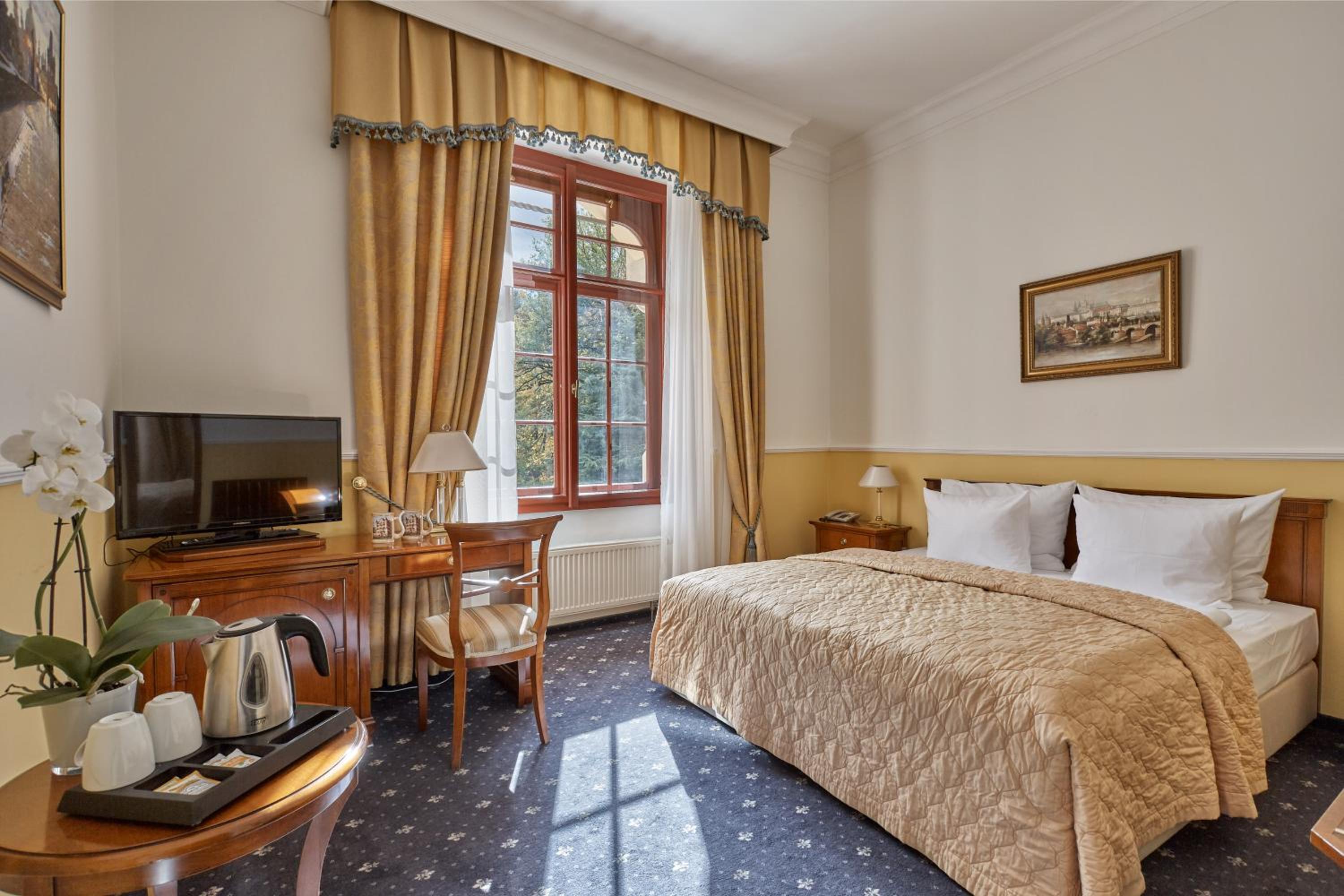 Standard Double Room photo 2