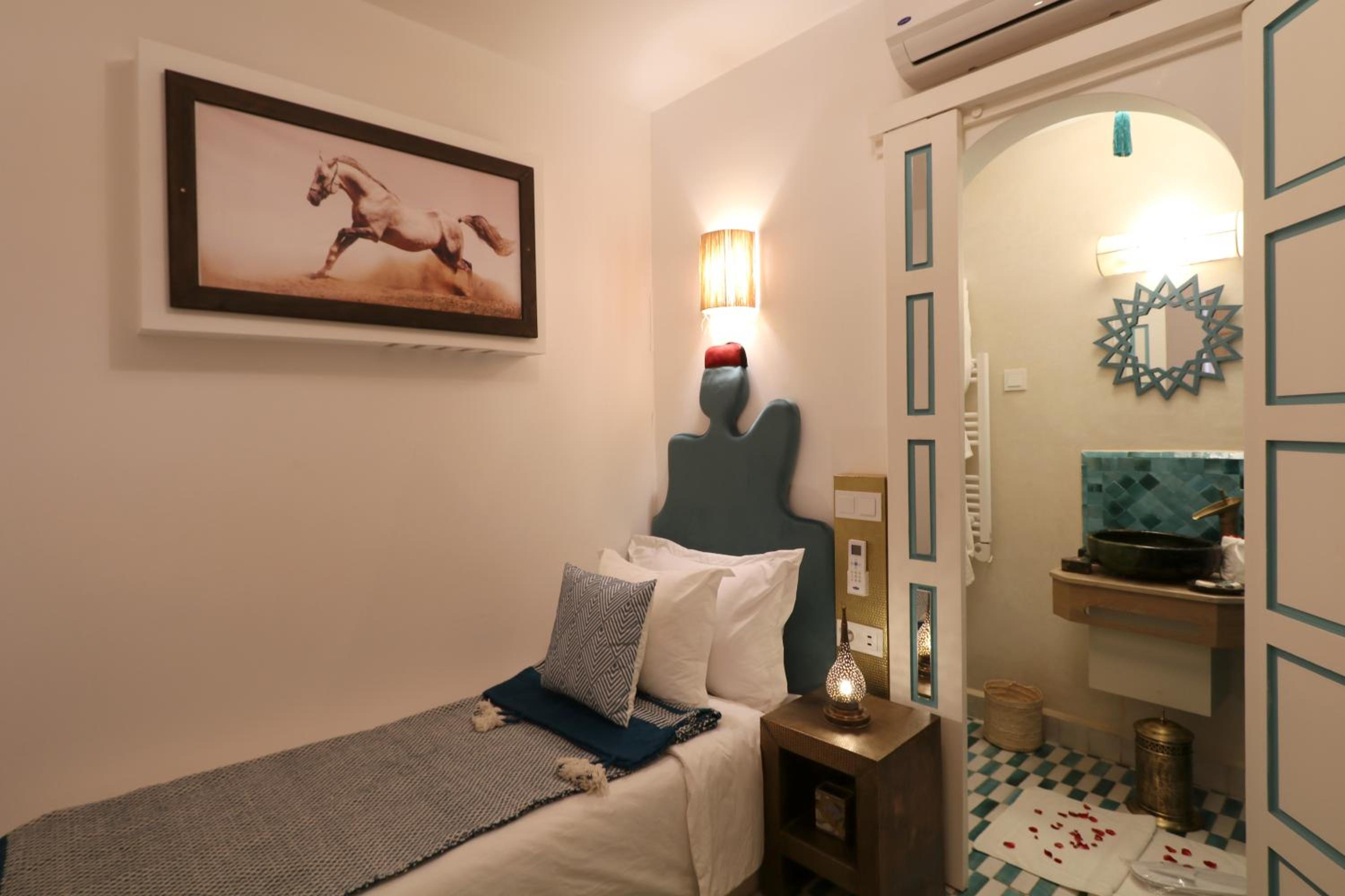 Deluxe Single Room