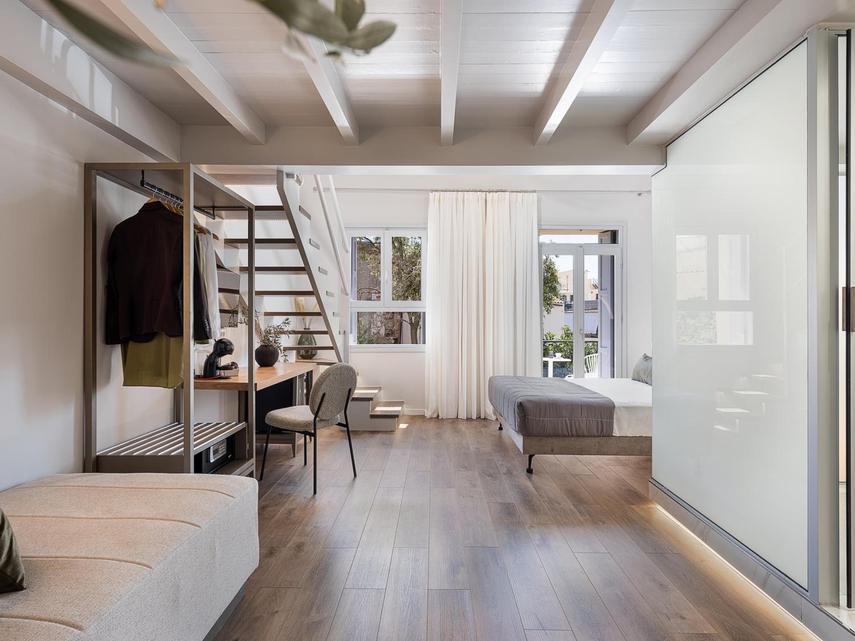 Two-Bedroom Suite with Balcony - Photo 8