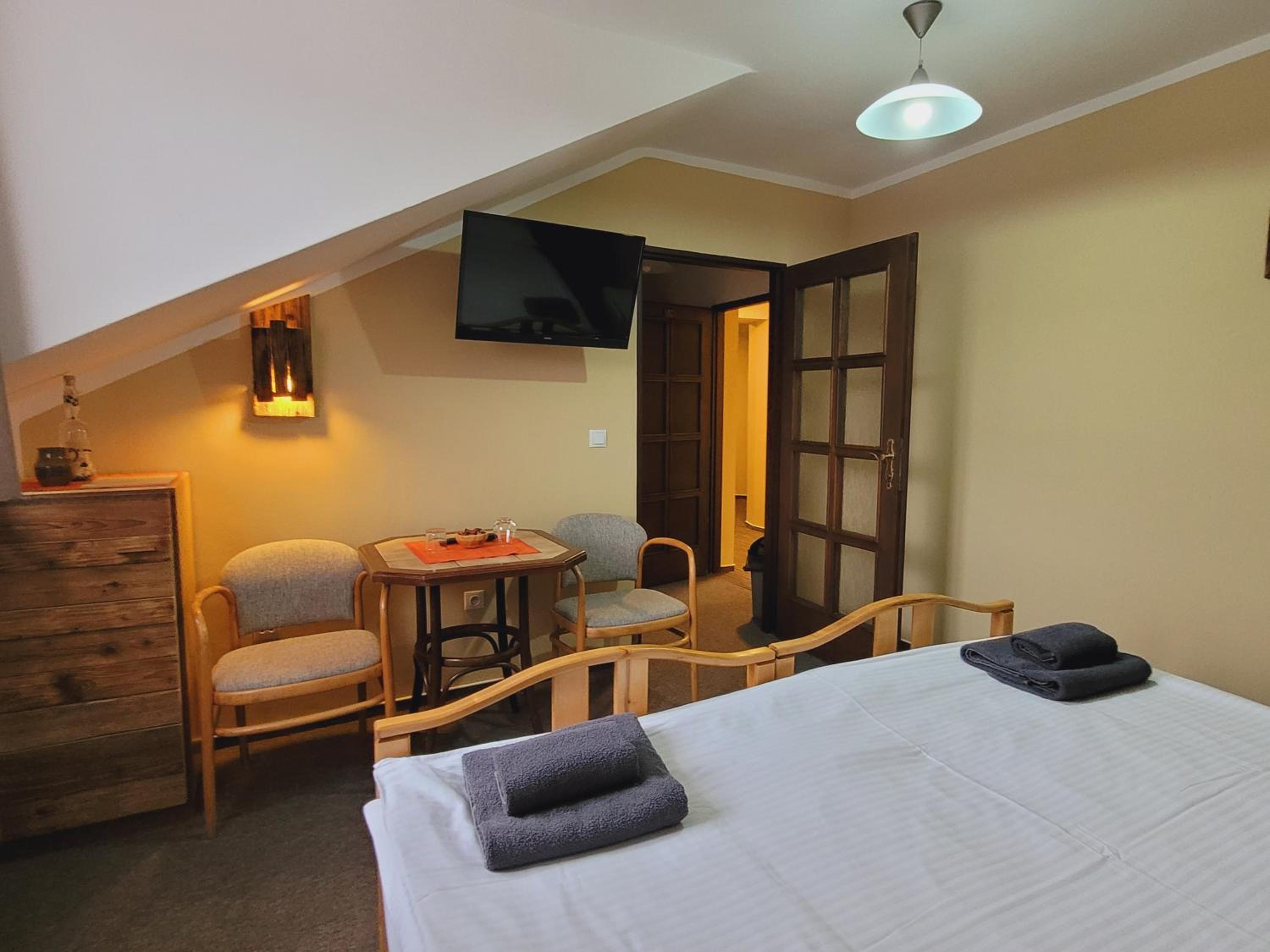 Double Room - Photo 1