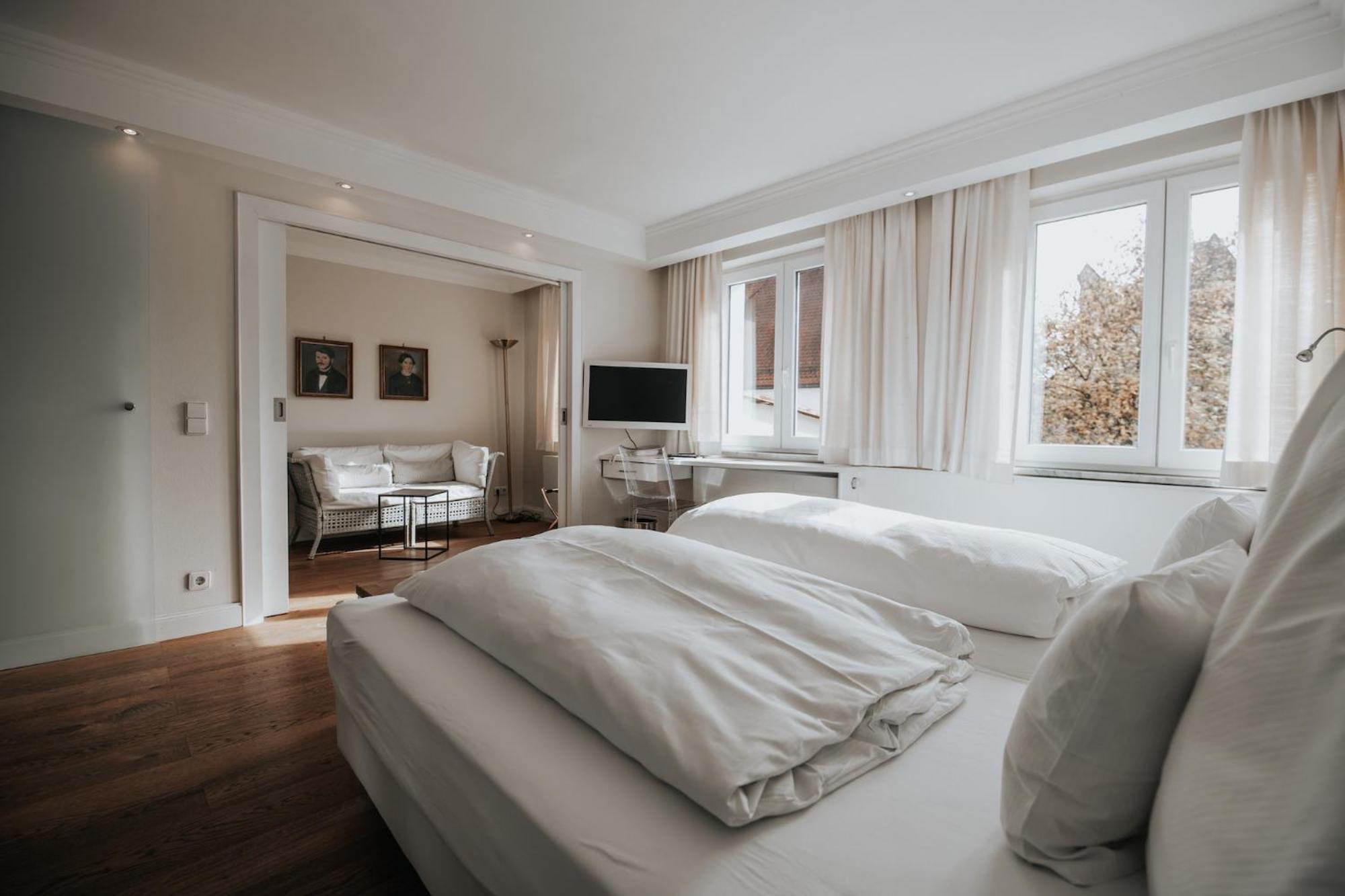 Two-Bedroom Suite photo 2
