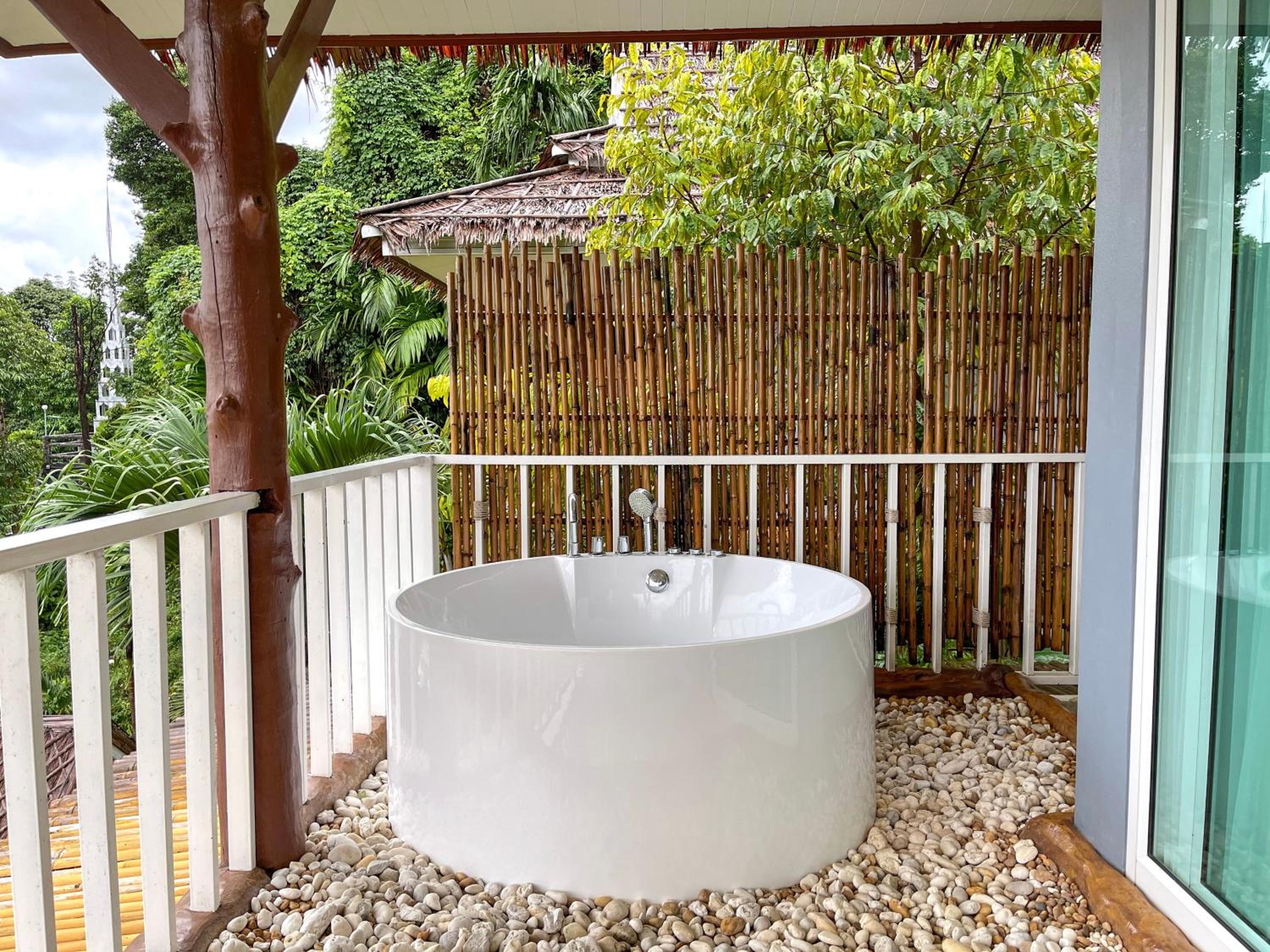 Jacuzzi Villa Four- Free Beach Shuttle - Photo 14