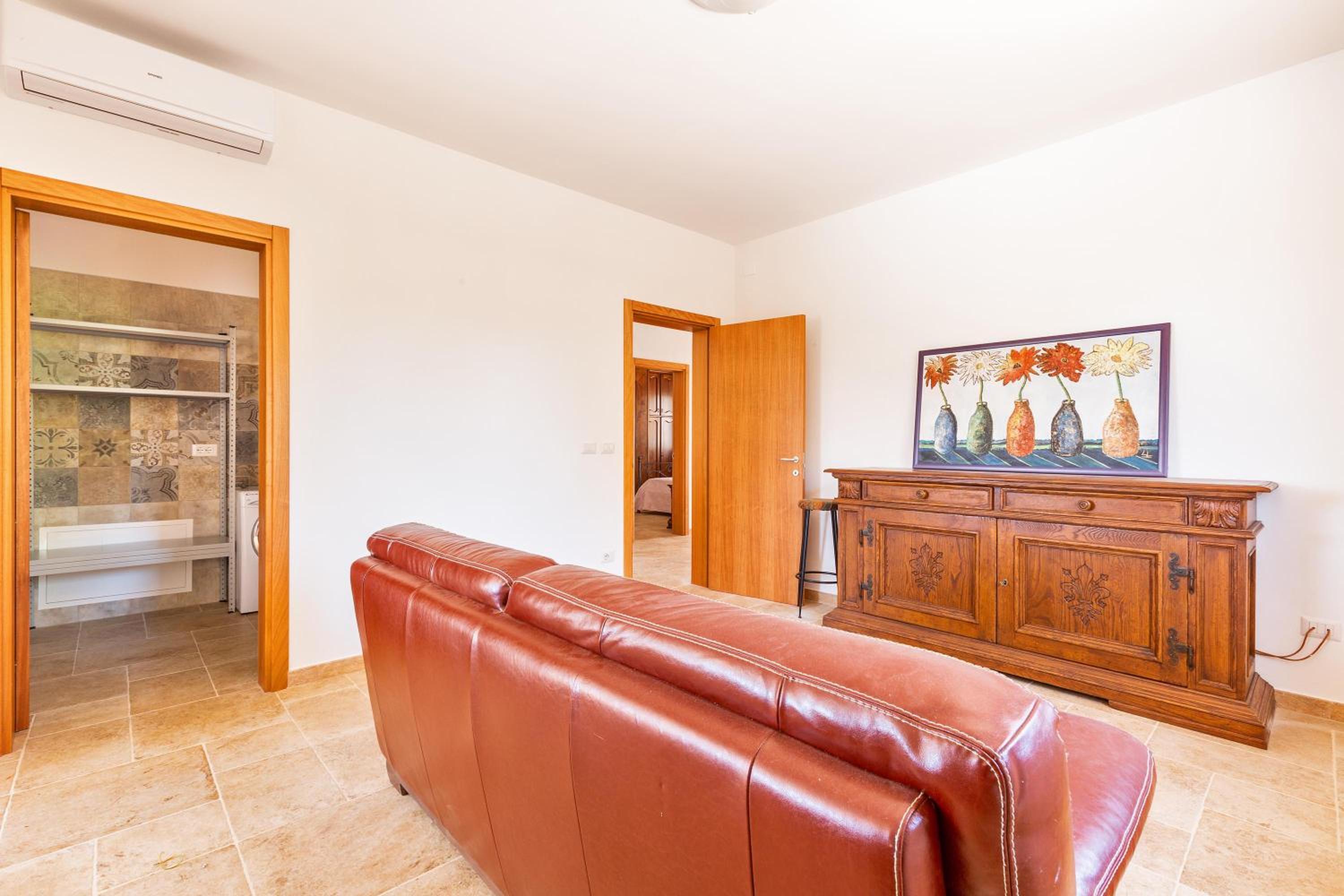 Three-Bedroom Villa photo 3