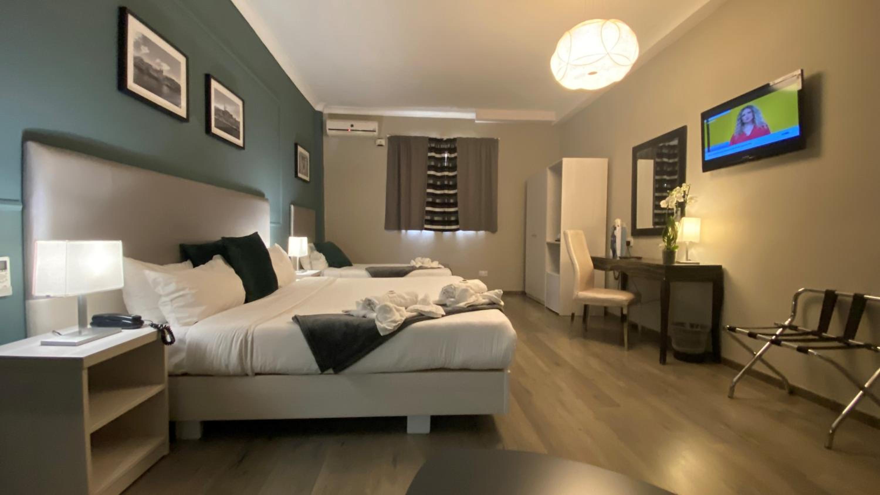 Triple Room - Photo 1
