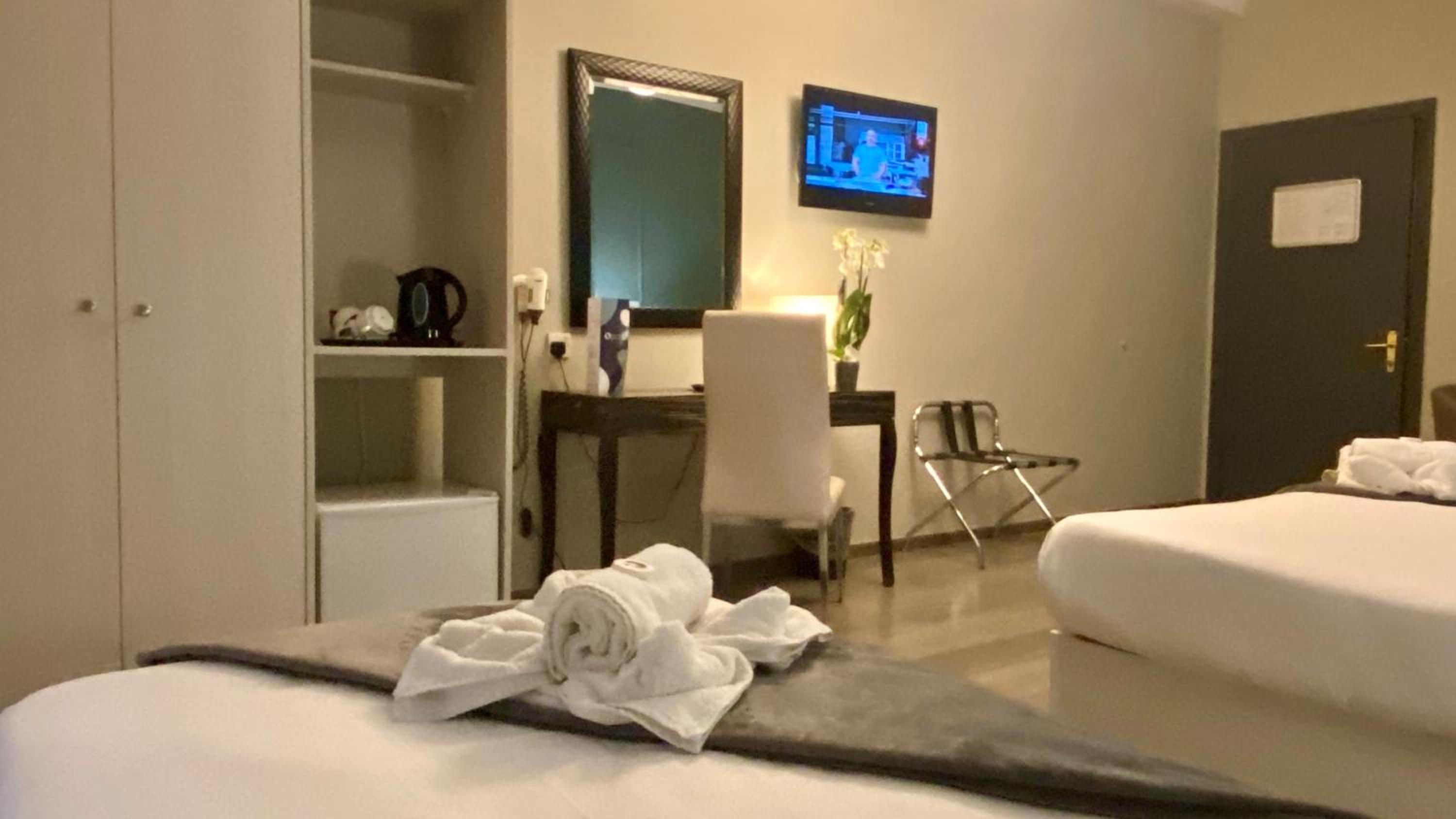 Triple Room - Photo 10