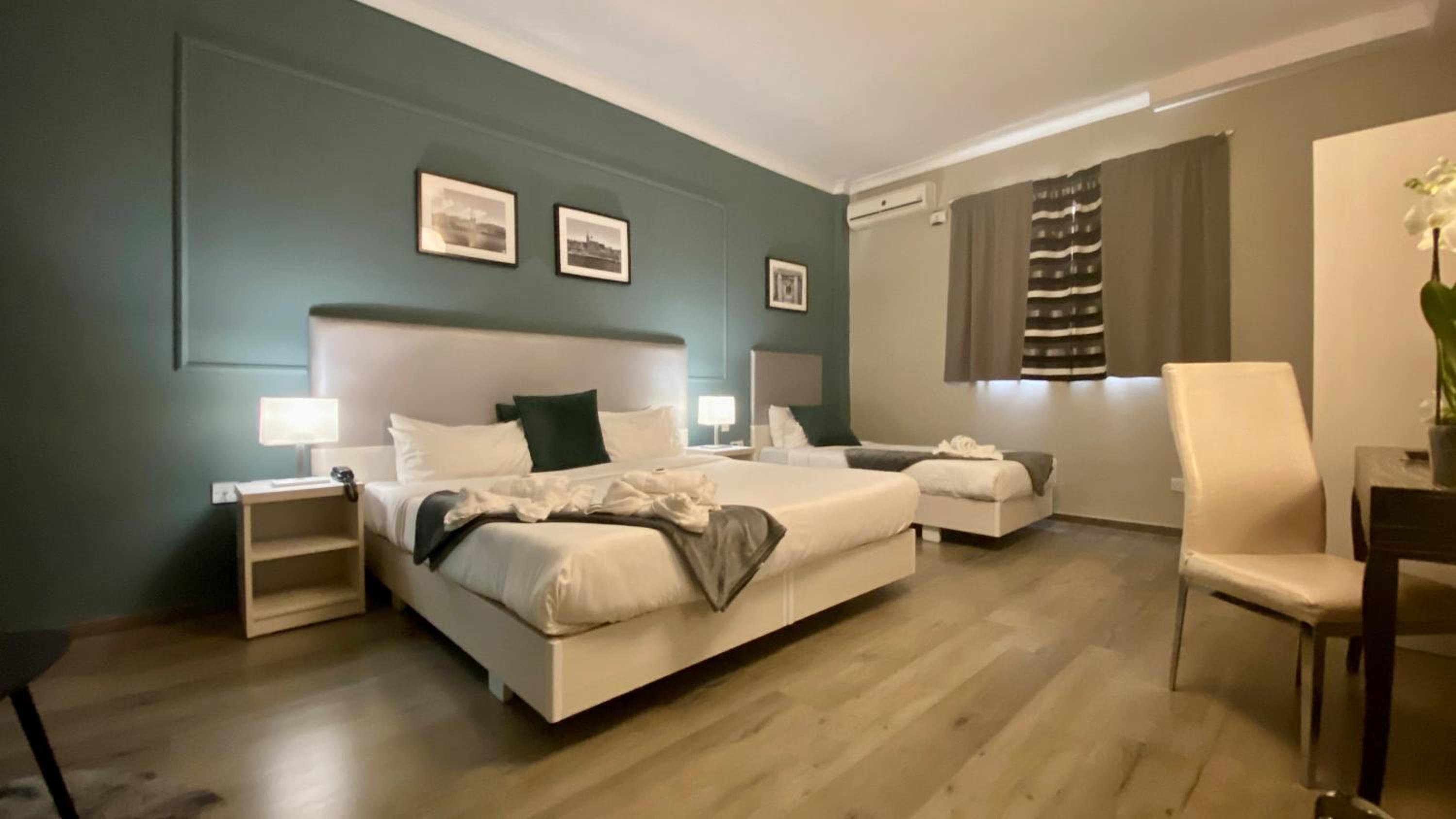 Triple Room - Photo 15