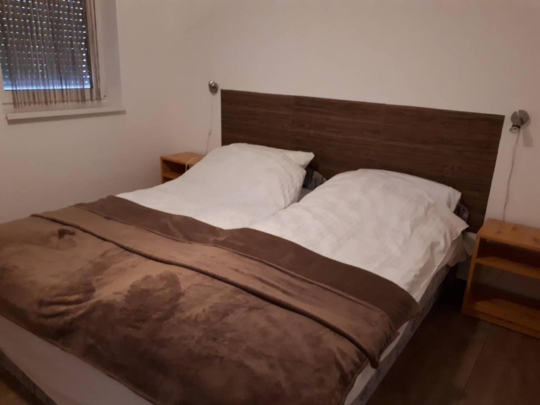 Two-Bedroom Apartment - Photo 2