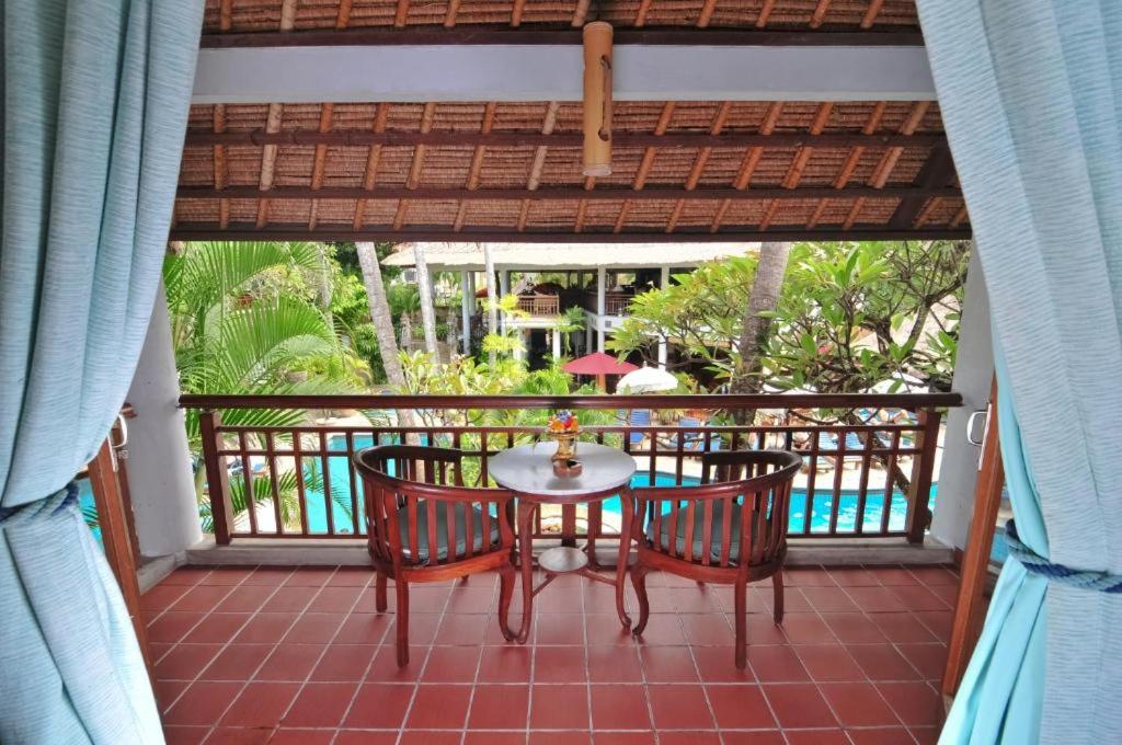 Deluxe Double or Twin Room with Pool View photo 1