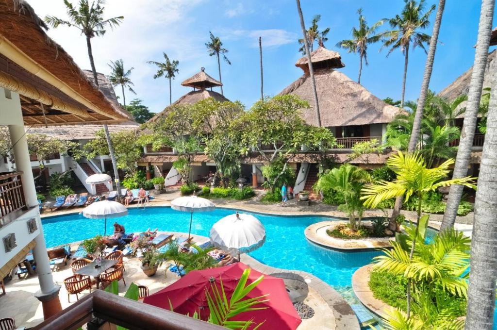 Deluxe Double or Twin Room with Pool Access photo 3