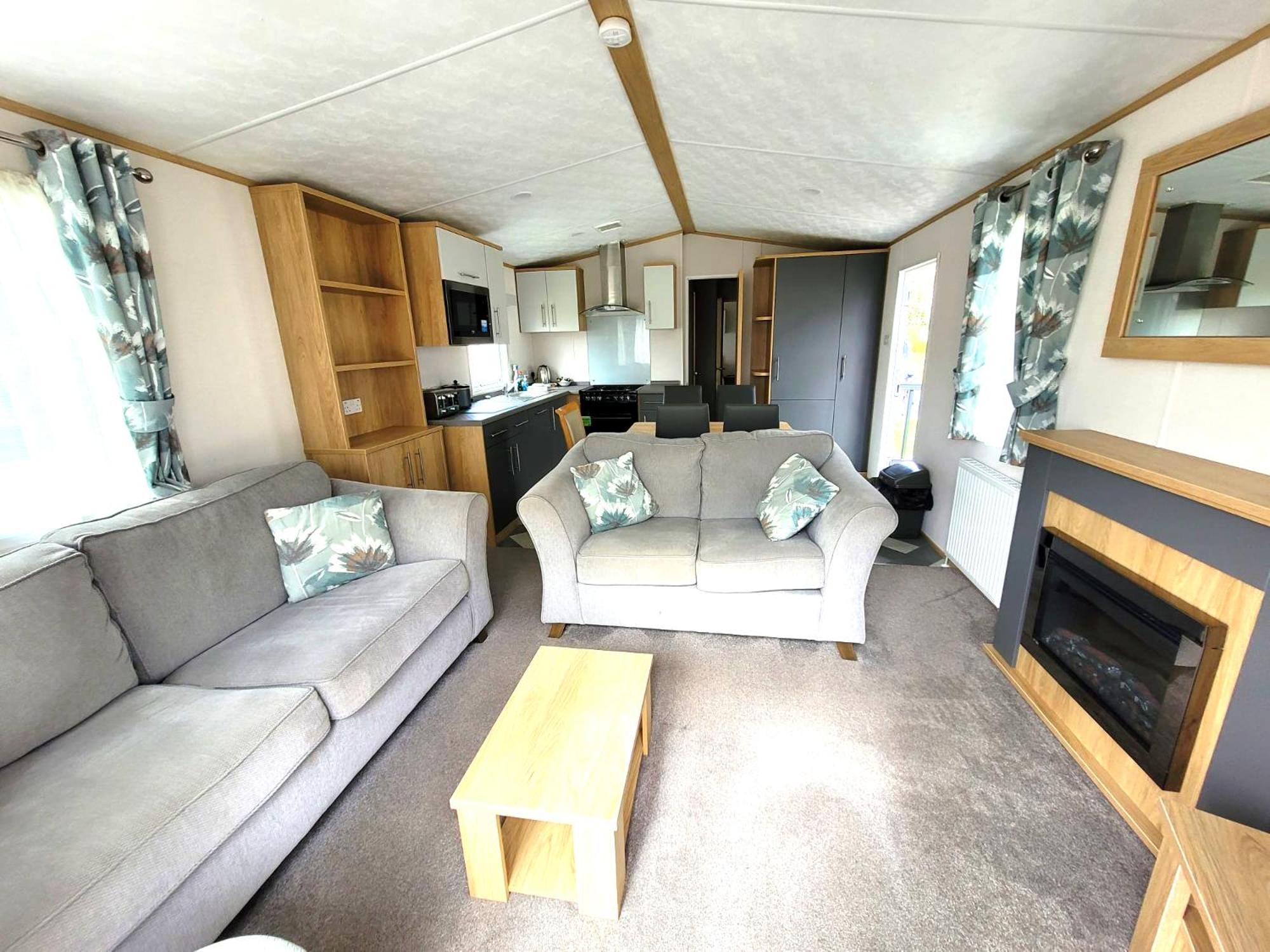 Caravan photo 1