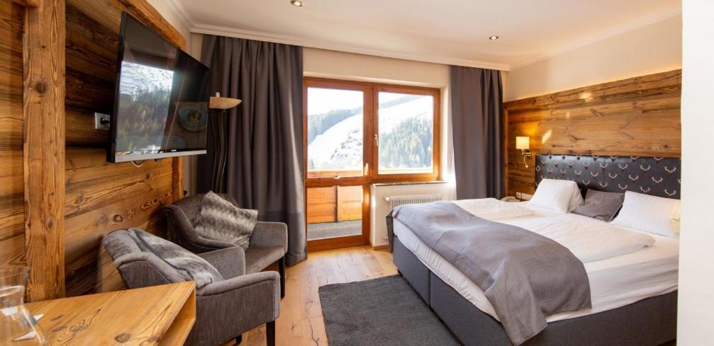 Double Room with Balcony - Photo 6