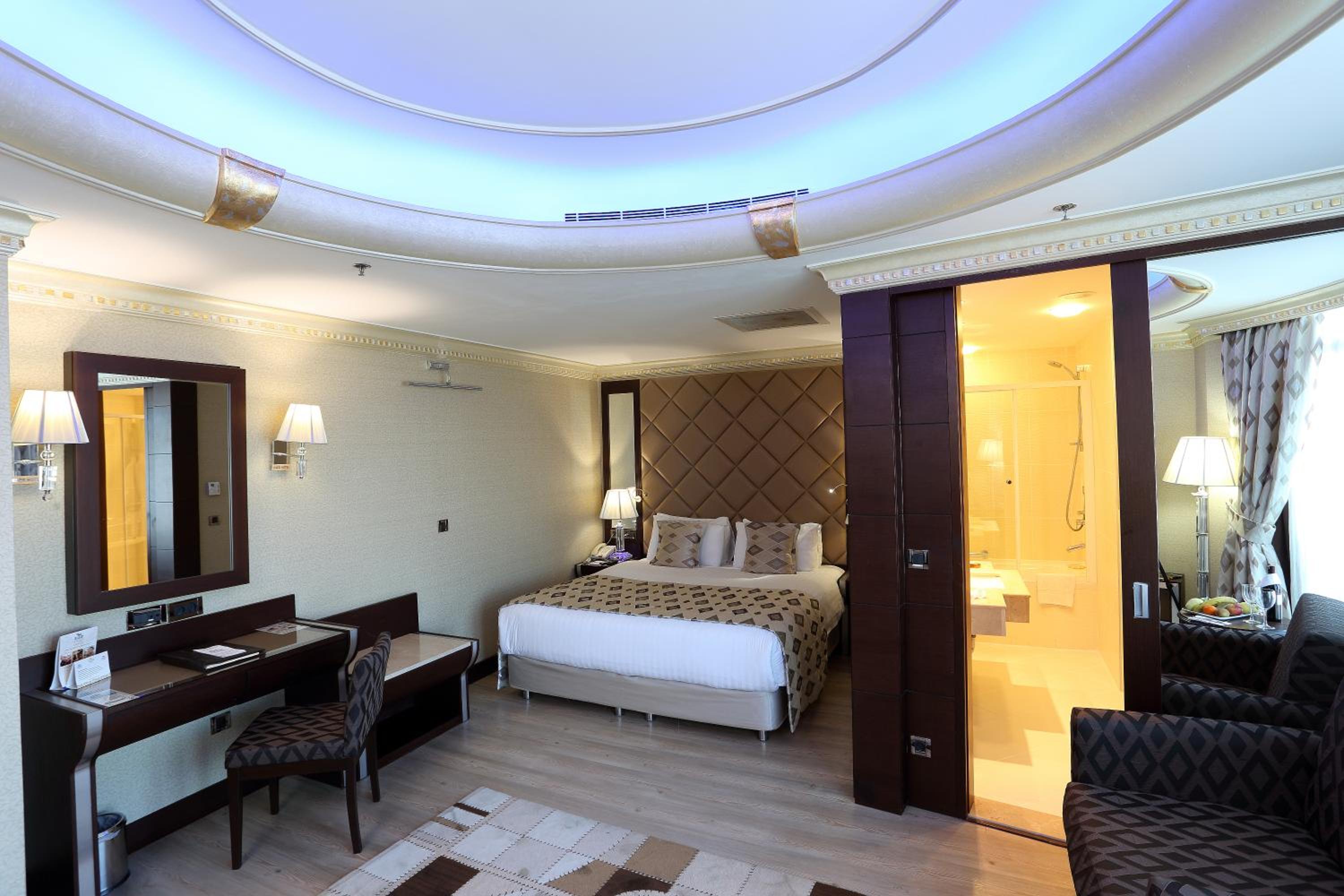 Deluxe Double Room - Photo 3