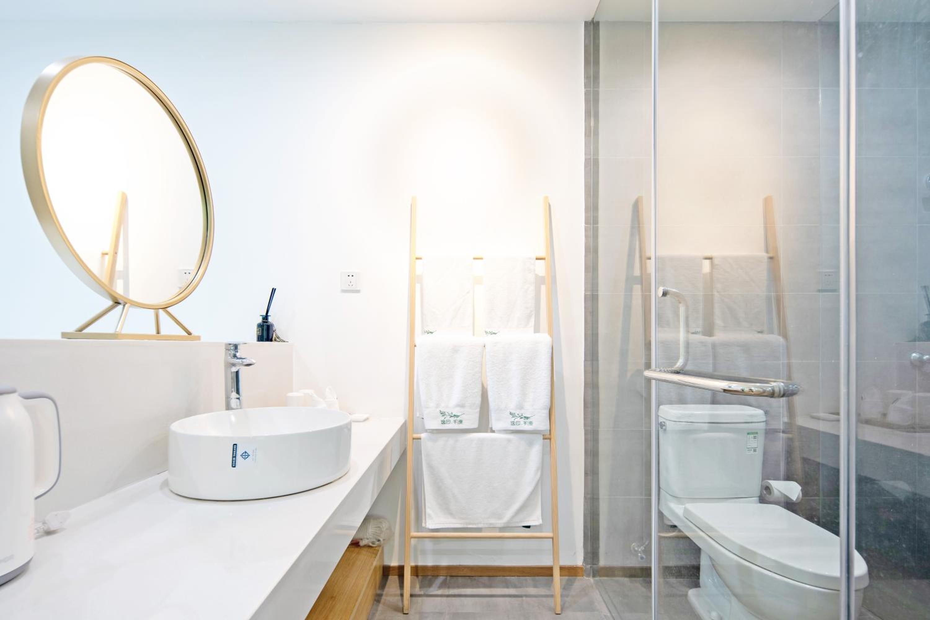 Double Room With Bathtub photo 2