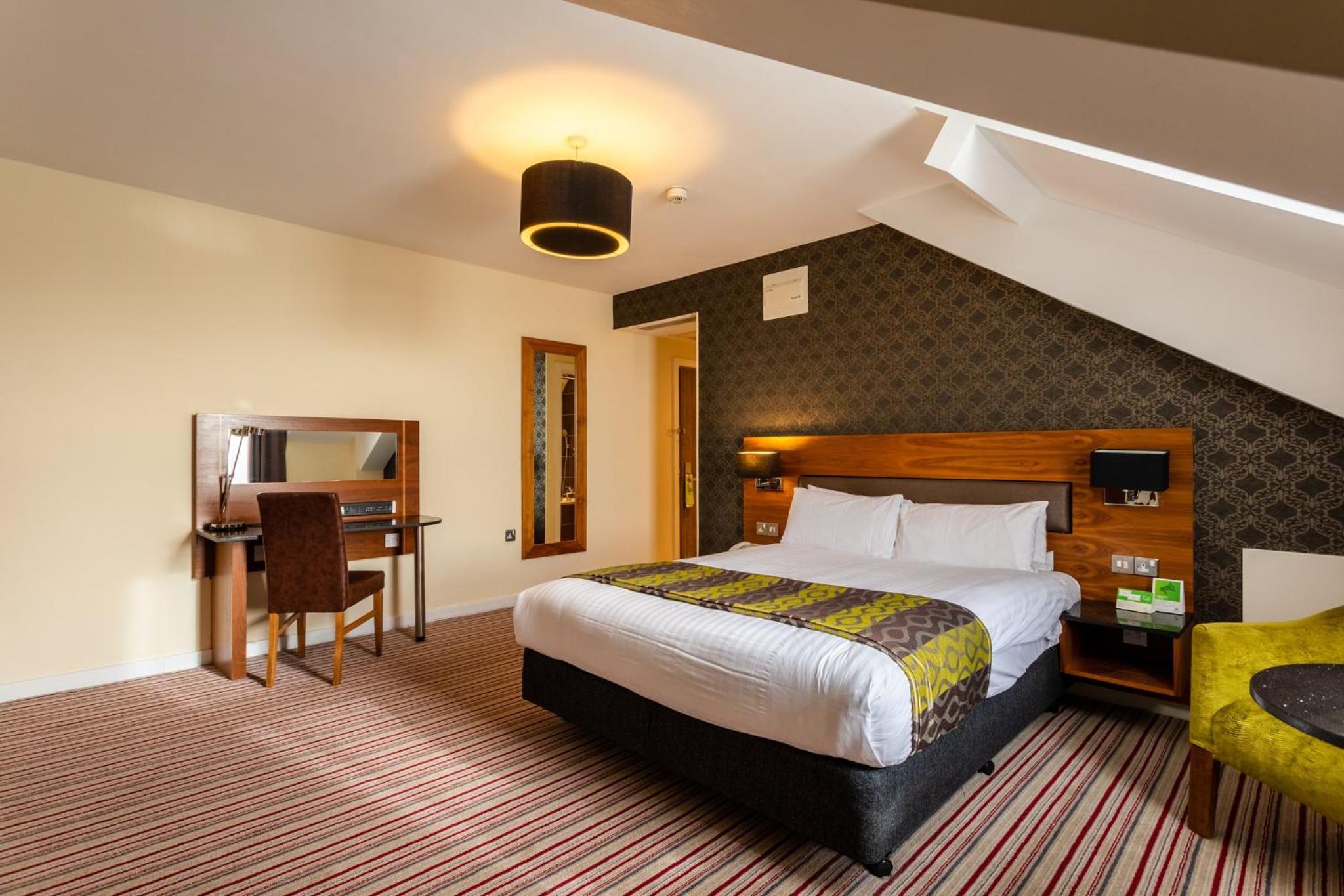 Standard Double Room - Photo 2