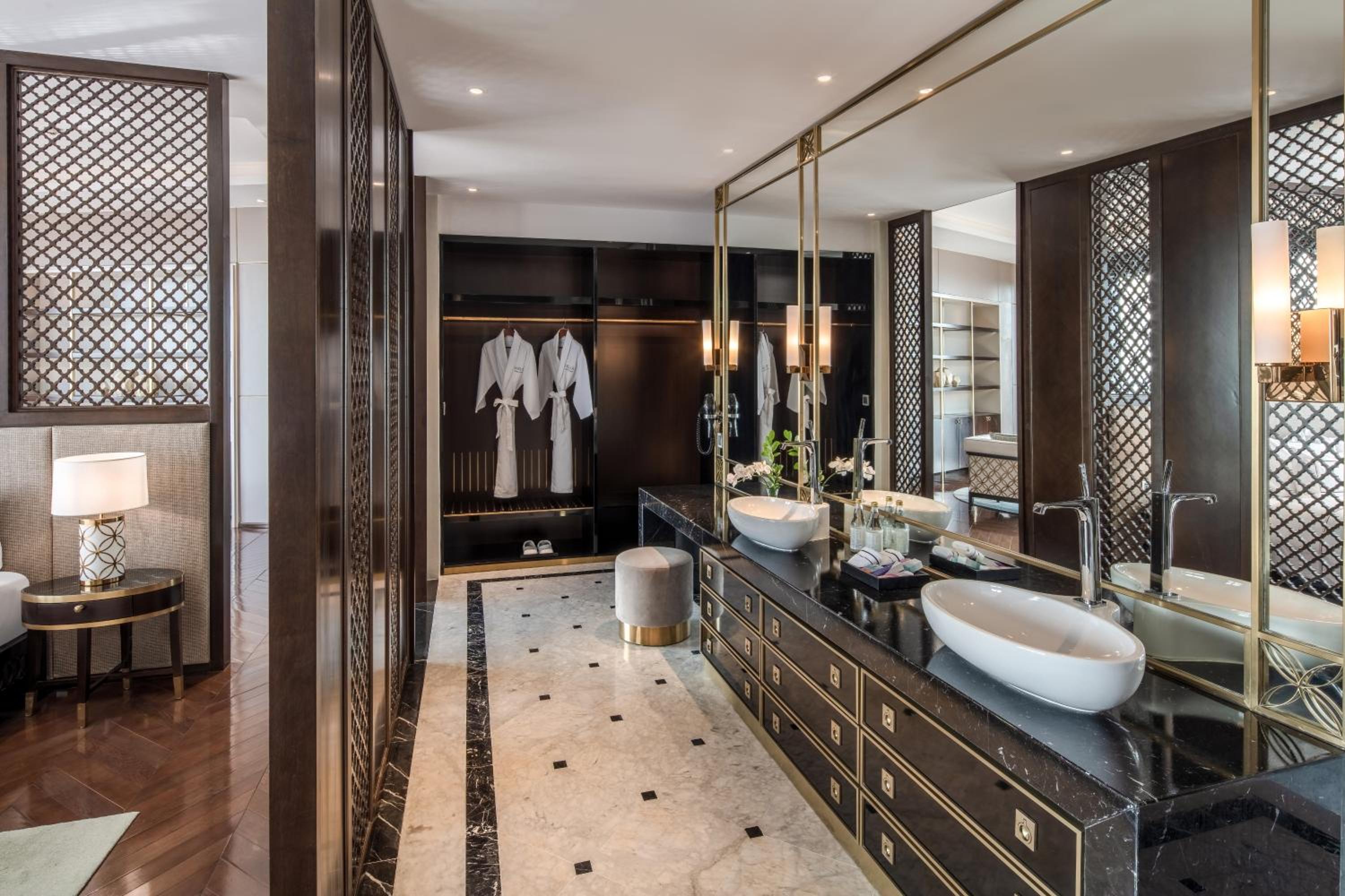 Presidential Suite photo 2