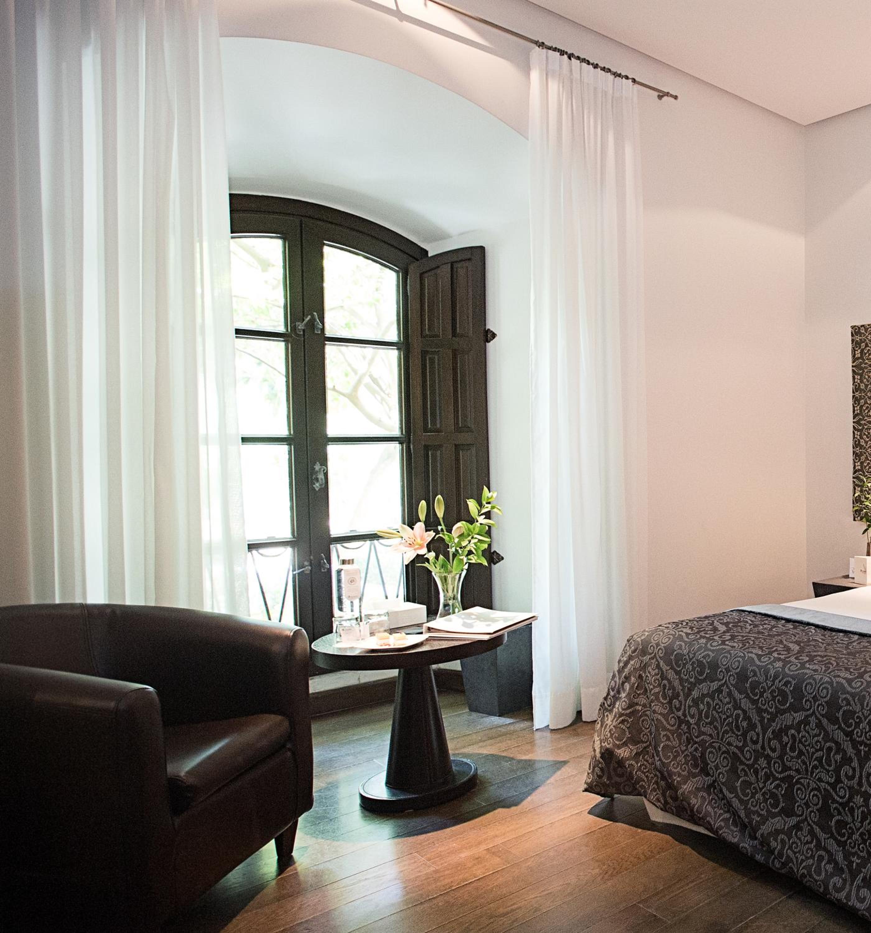King Room with Garden View - Photo 5