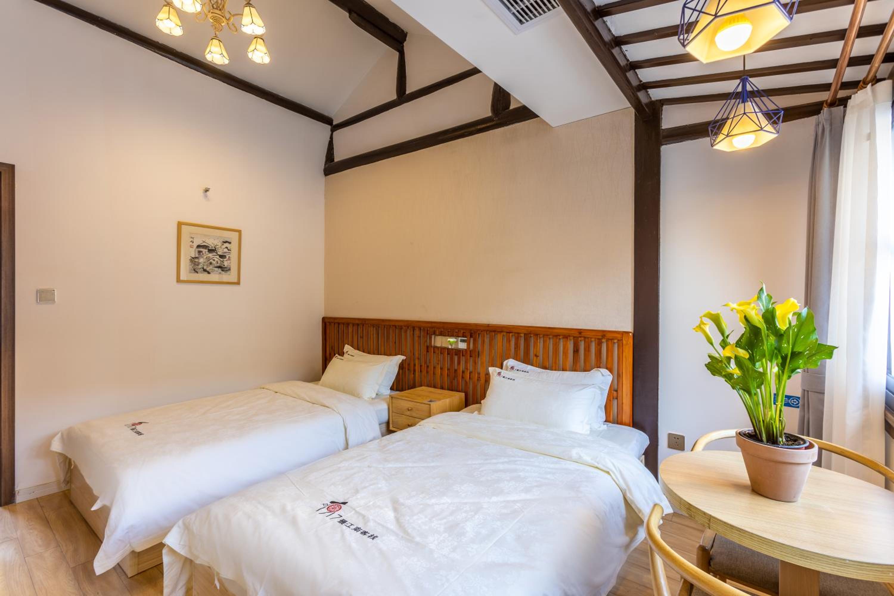 Misty Rain Jiangnan Standard Room