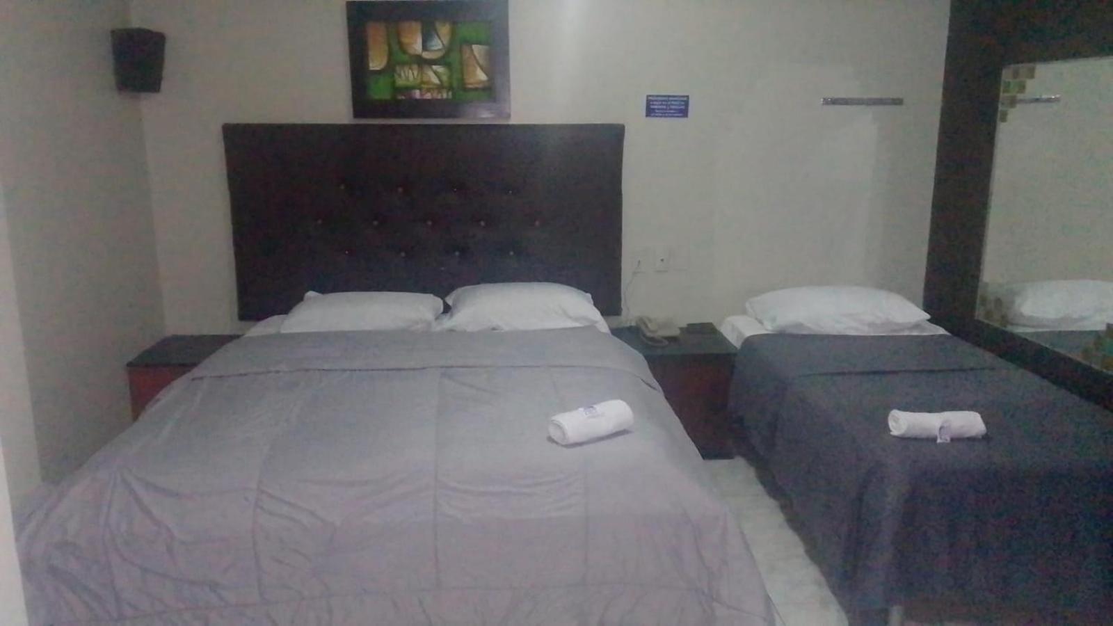 Standard Twin Room photo 3