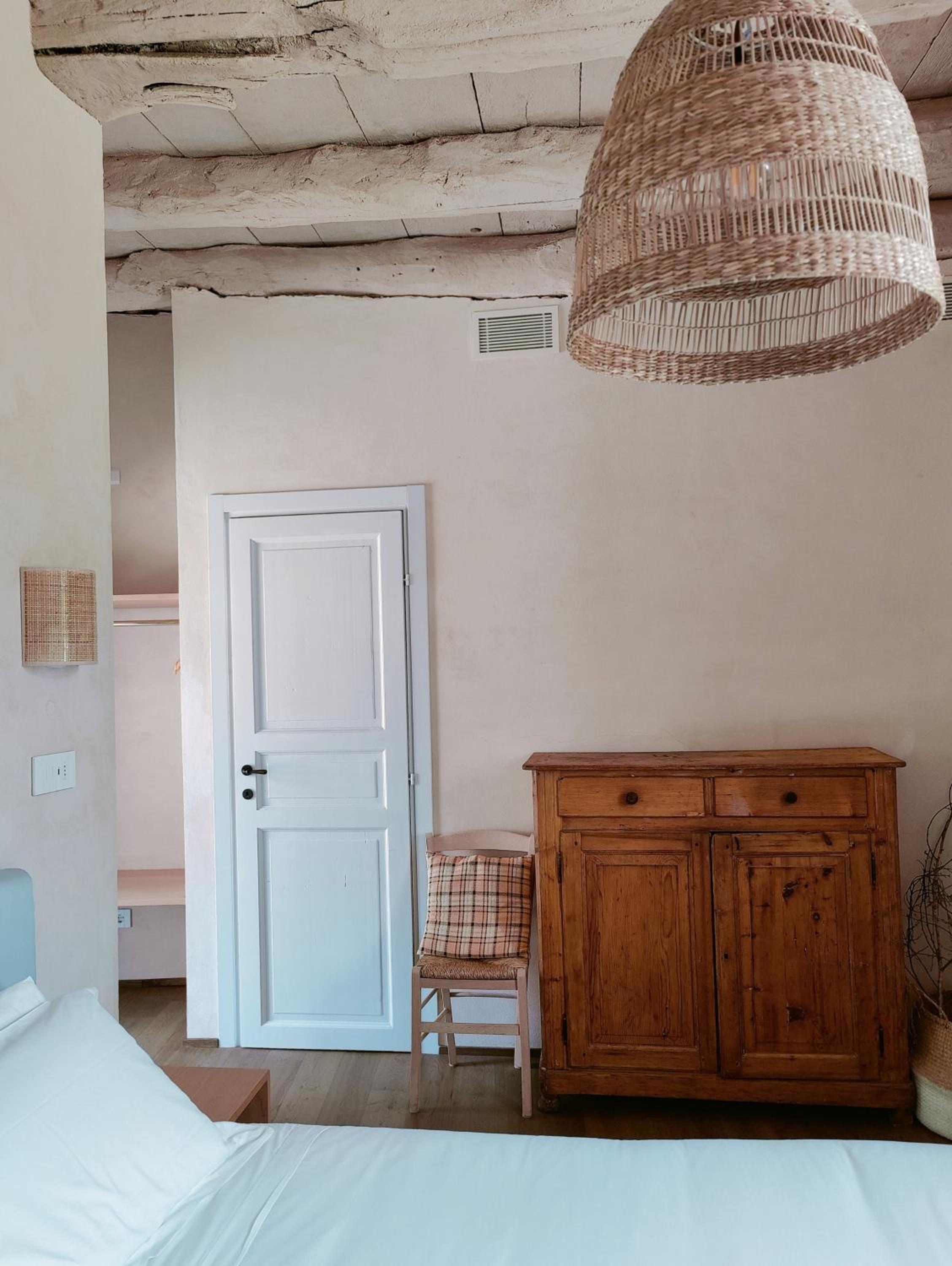 Double Room - Photo 10