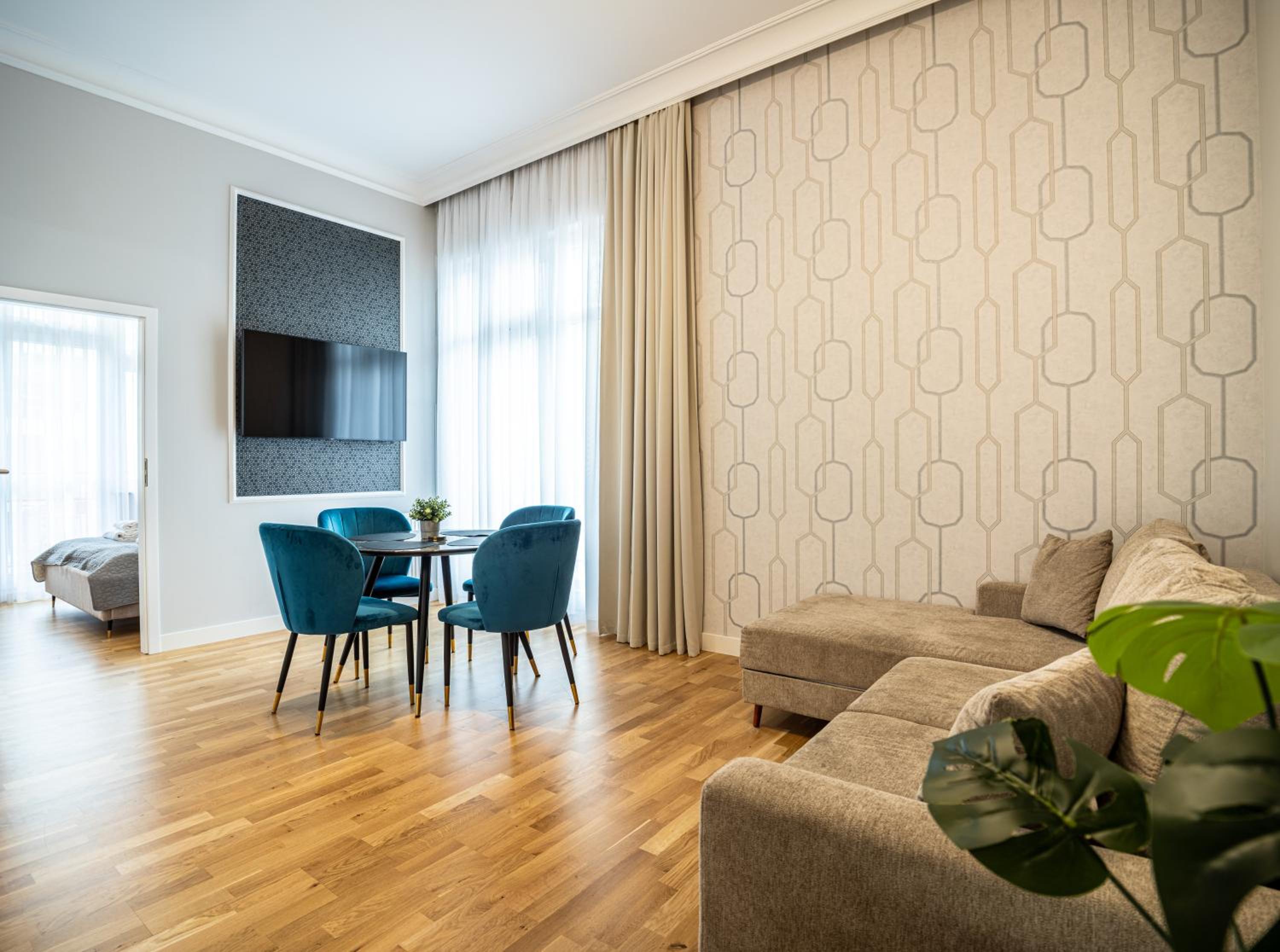One-Bedroom Apartment