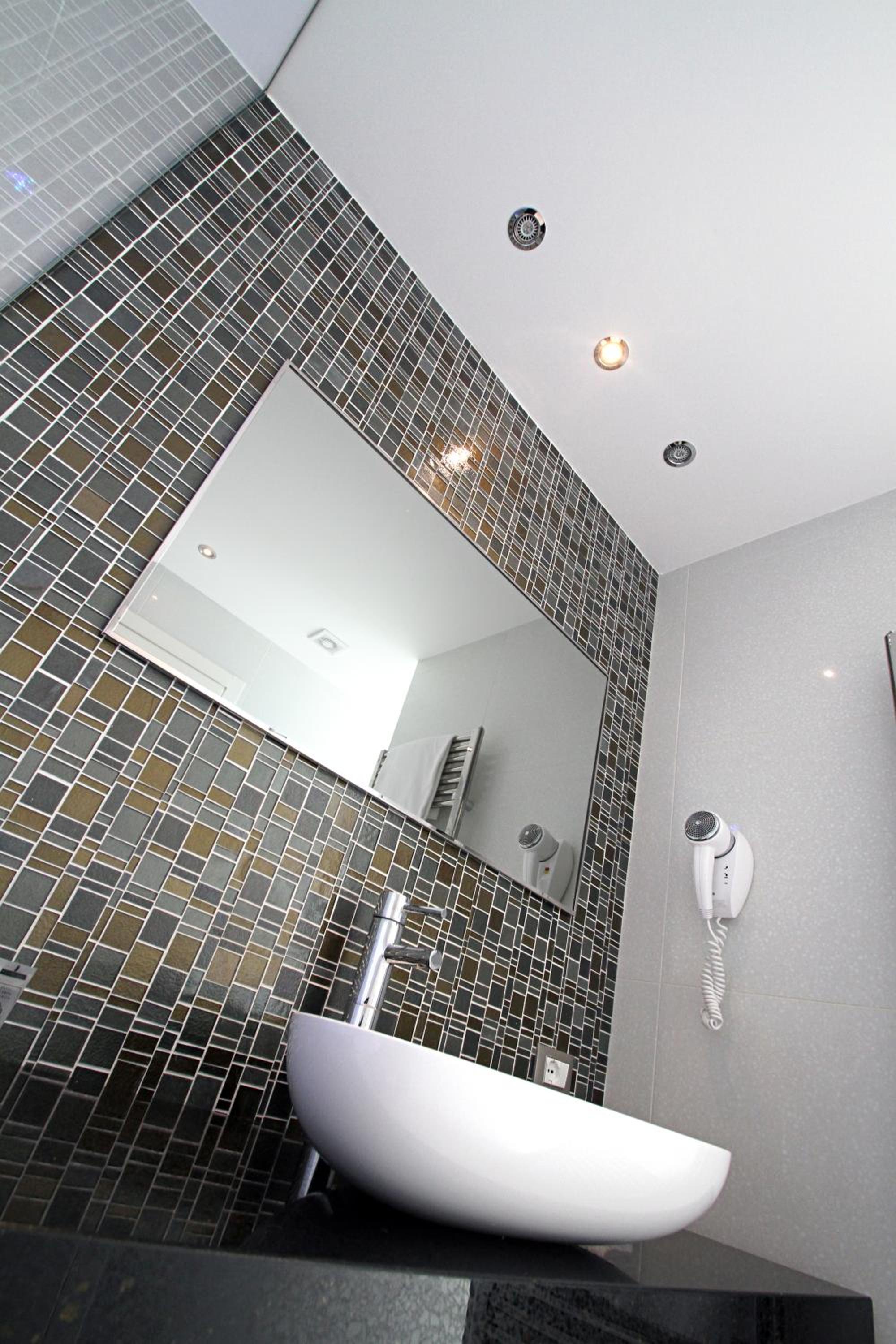 Small Double Economy - Photo 2