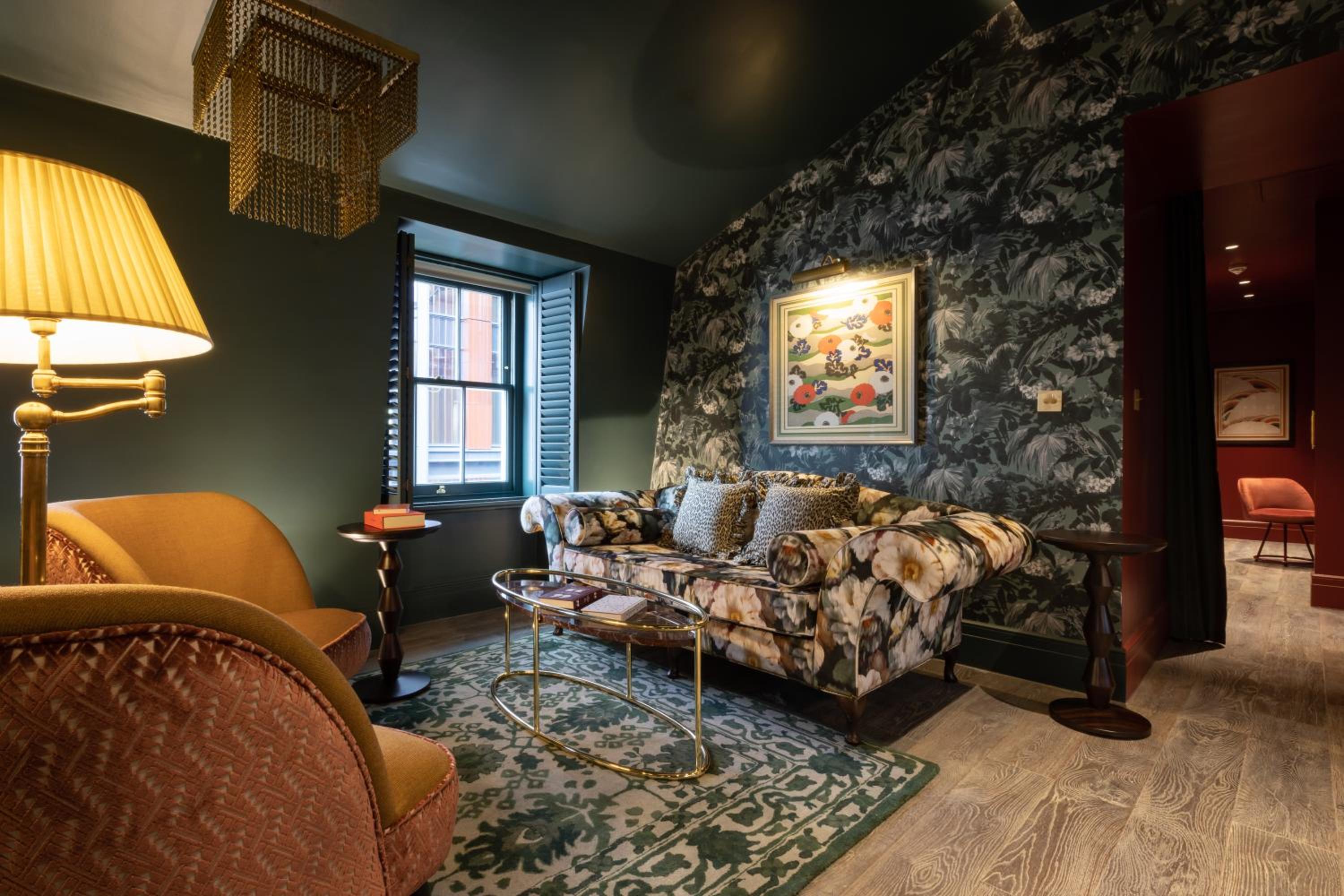 Deluxe Suite photo 3