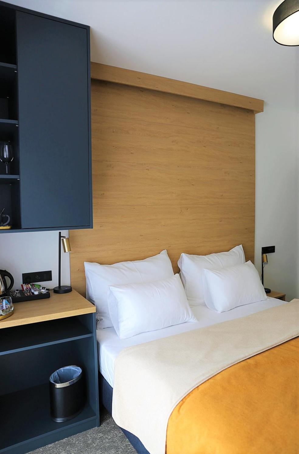 Economy Double or Twin Room photo 2