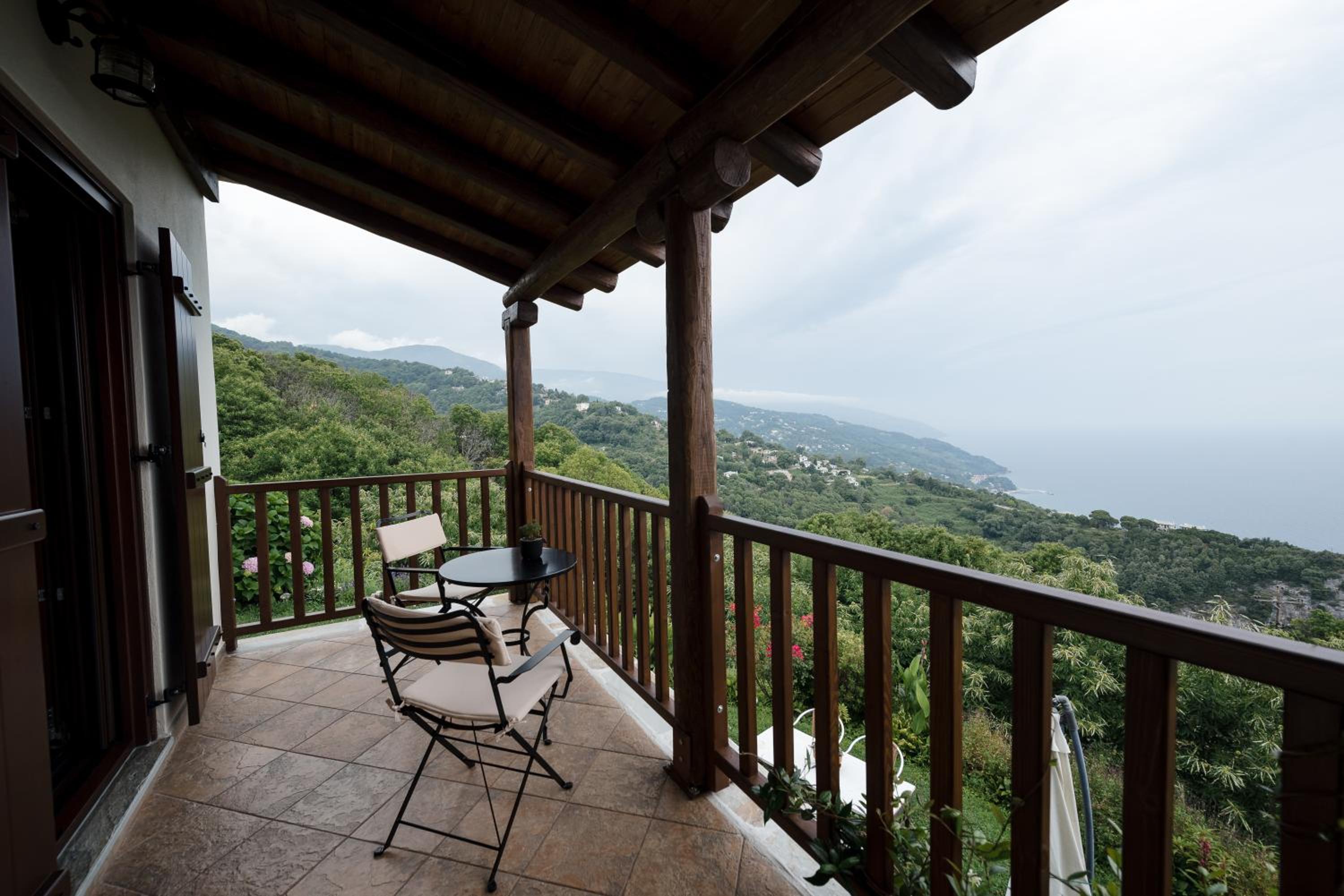 Double Room with Sea View and Balcony - Photo 7