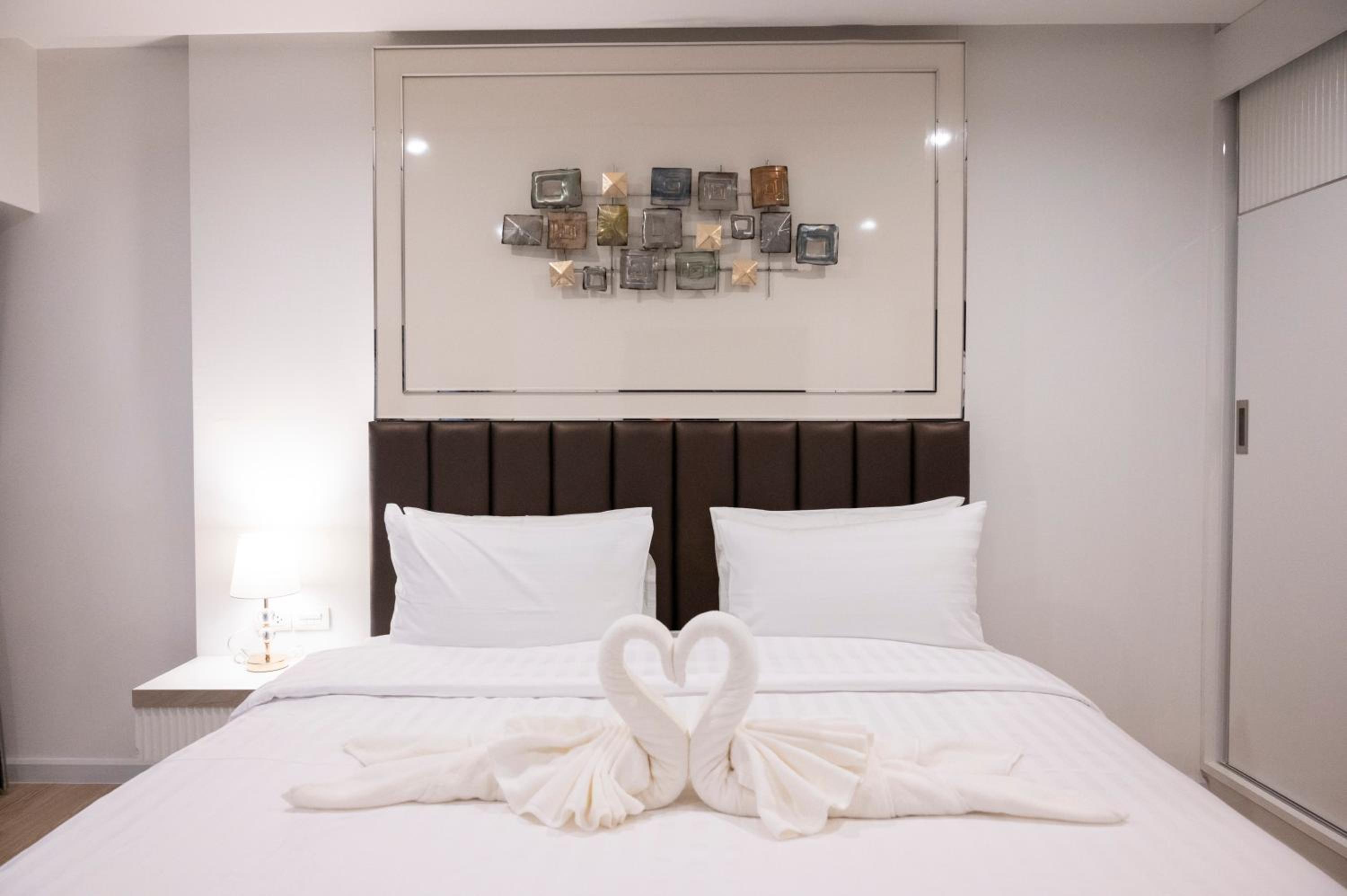 Deluxe Double Room photo 2