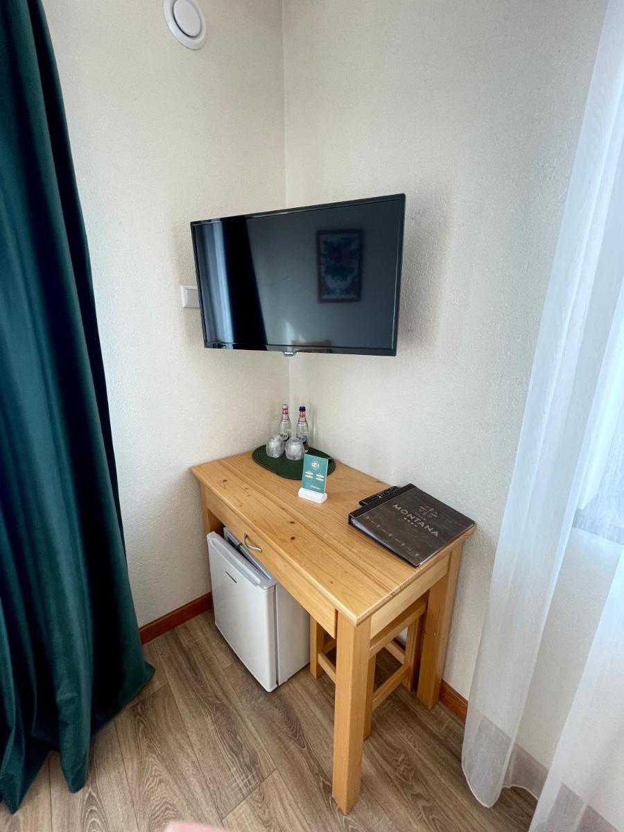 Deluxe Double Room with Balcony photo 3