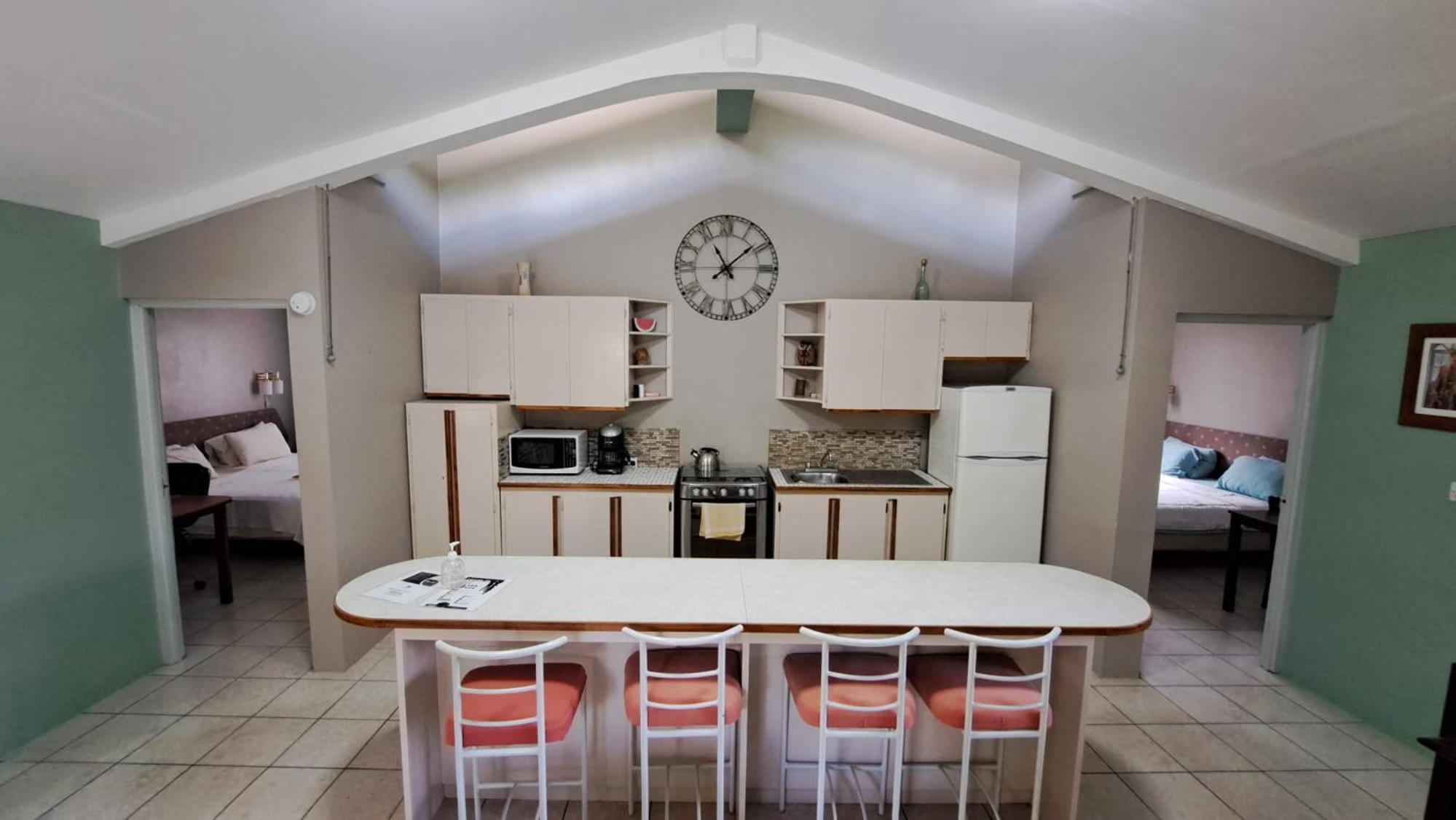 Two-Bedroom House photo 2