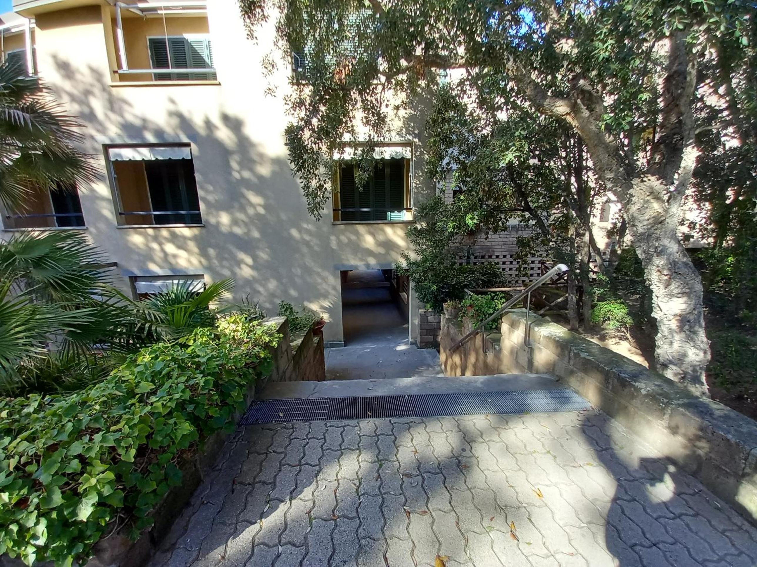 Studio with Balcony photo 2