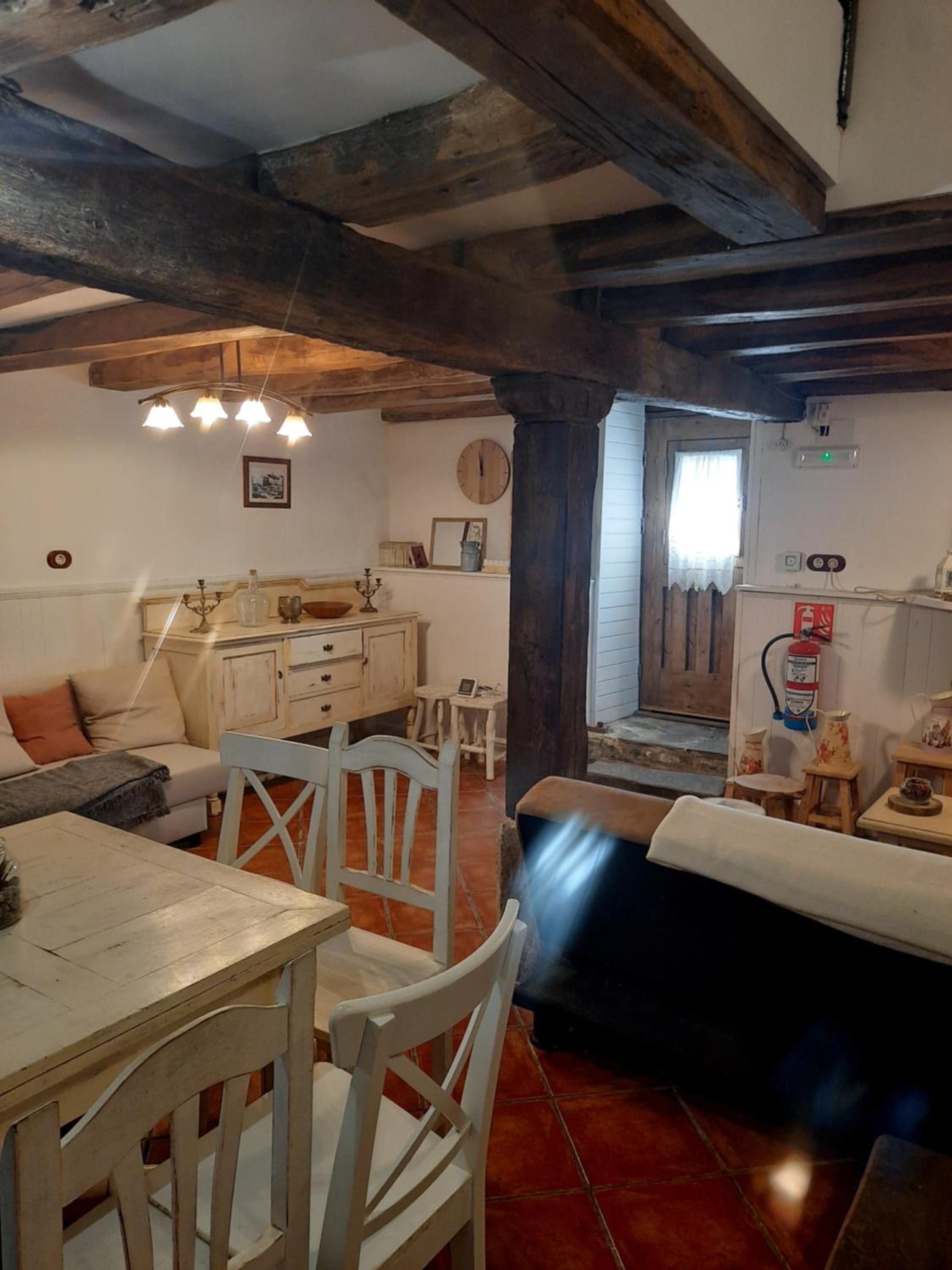 Casa de tres habitaciones